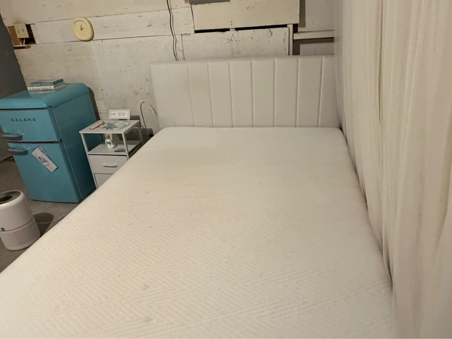 White upholstered bed frame with mattress - photo 5