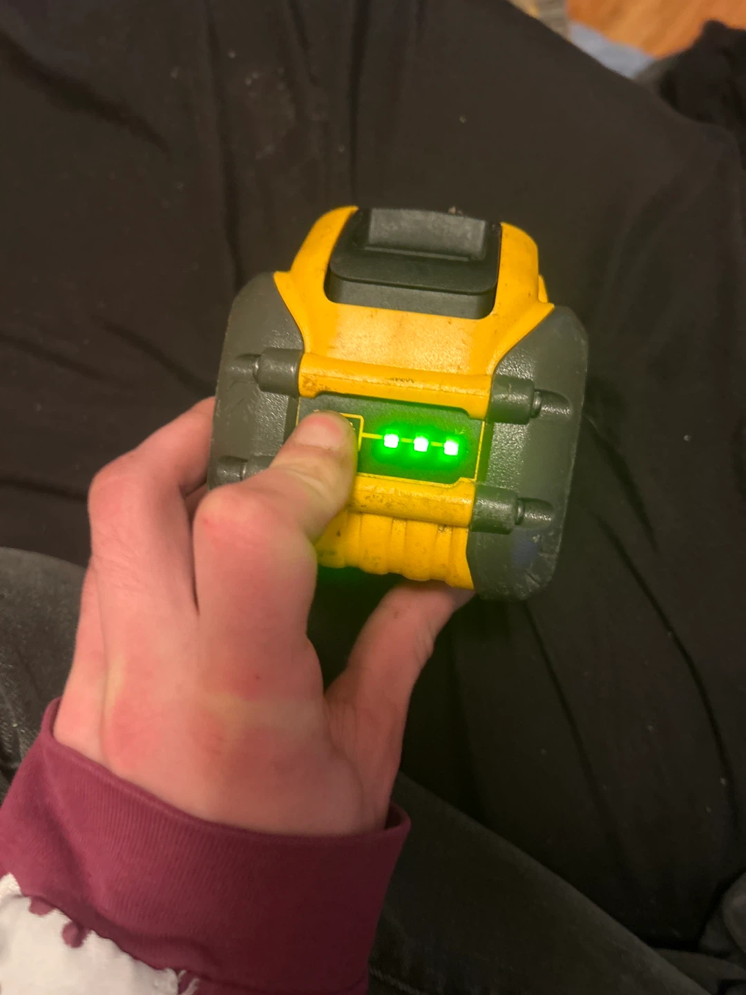 DeWalt FlexVolt 9.0 Ah Lithium-Ion Battery - photo 3