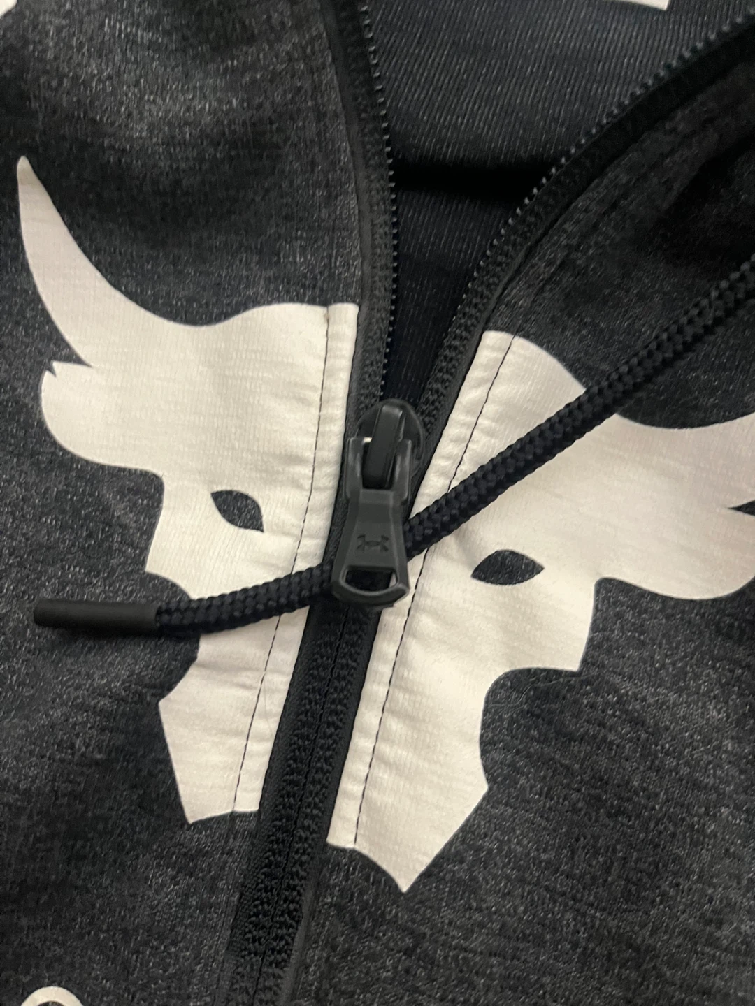 Under Armour respect Hoodie - Medium - photo 4