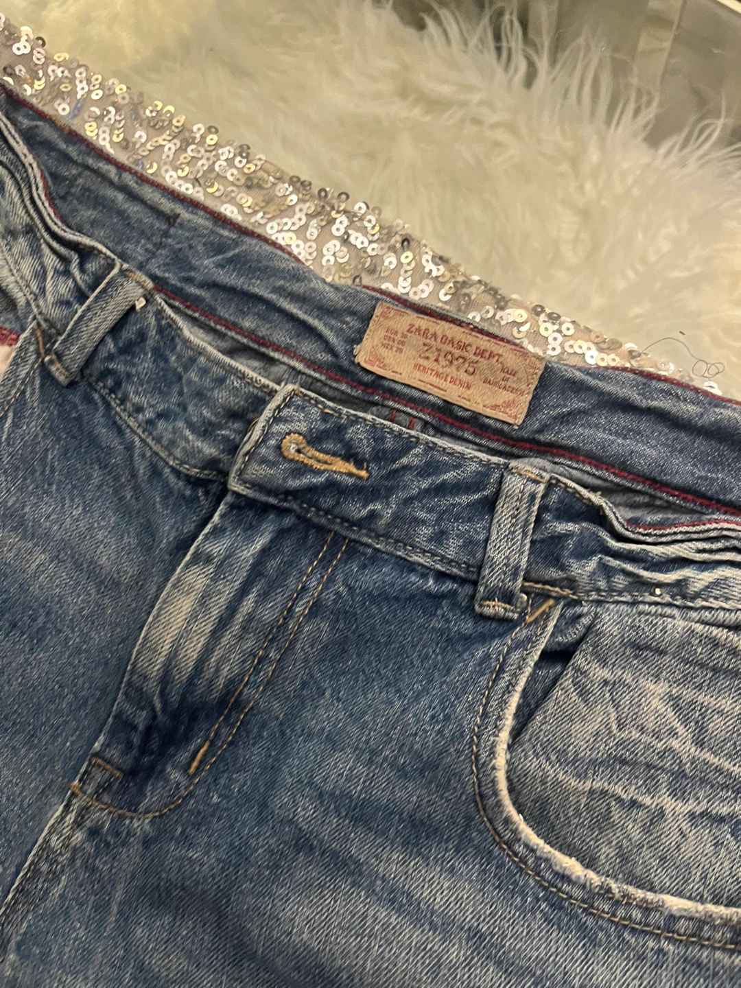 Zara Basic Dept. "1975" Distressed Jeans - photo 2