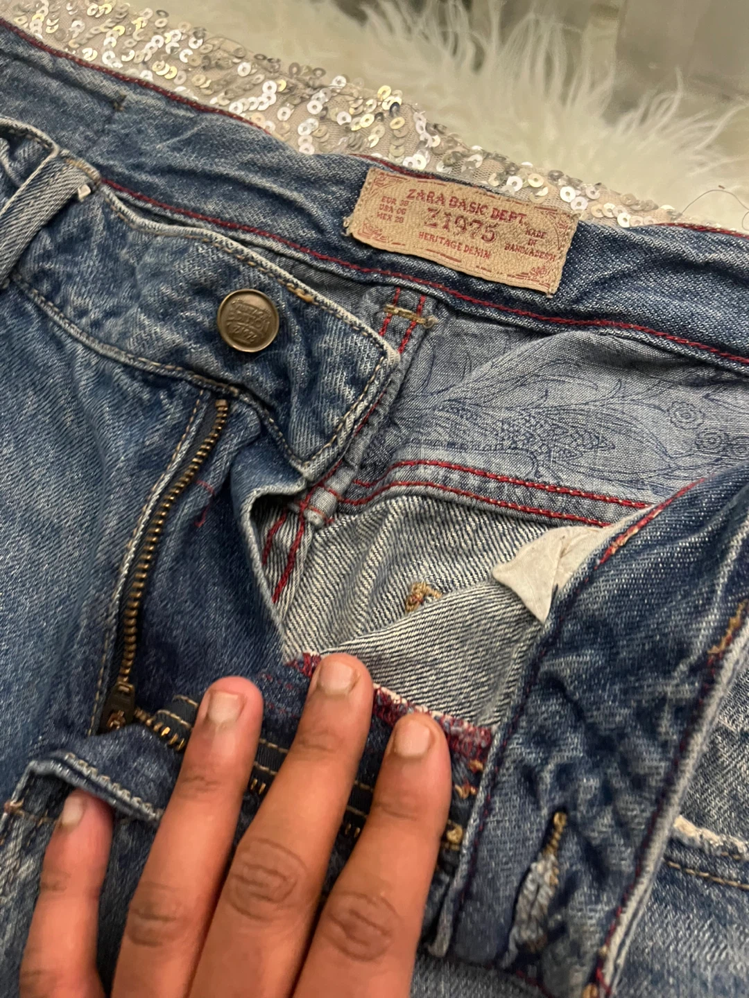 Zara Basic Dept. "1975" Distressed Jeans - photo 3