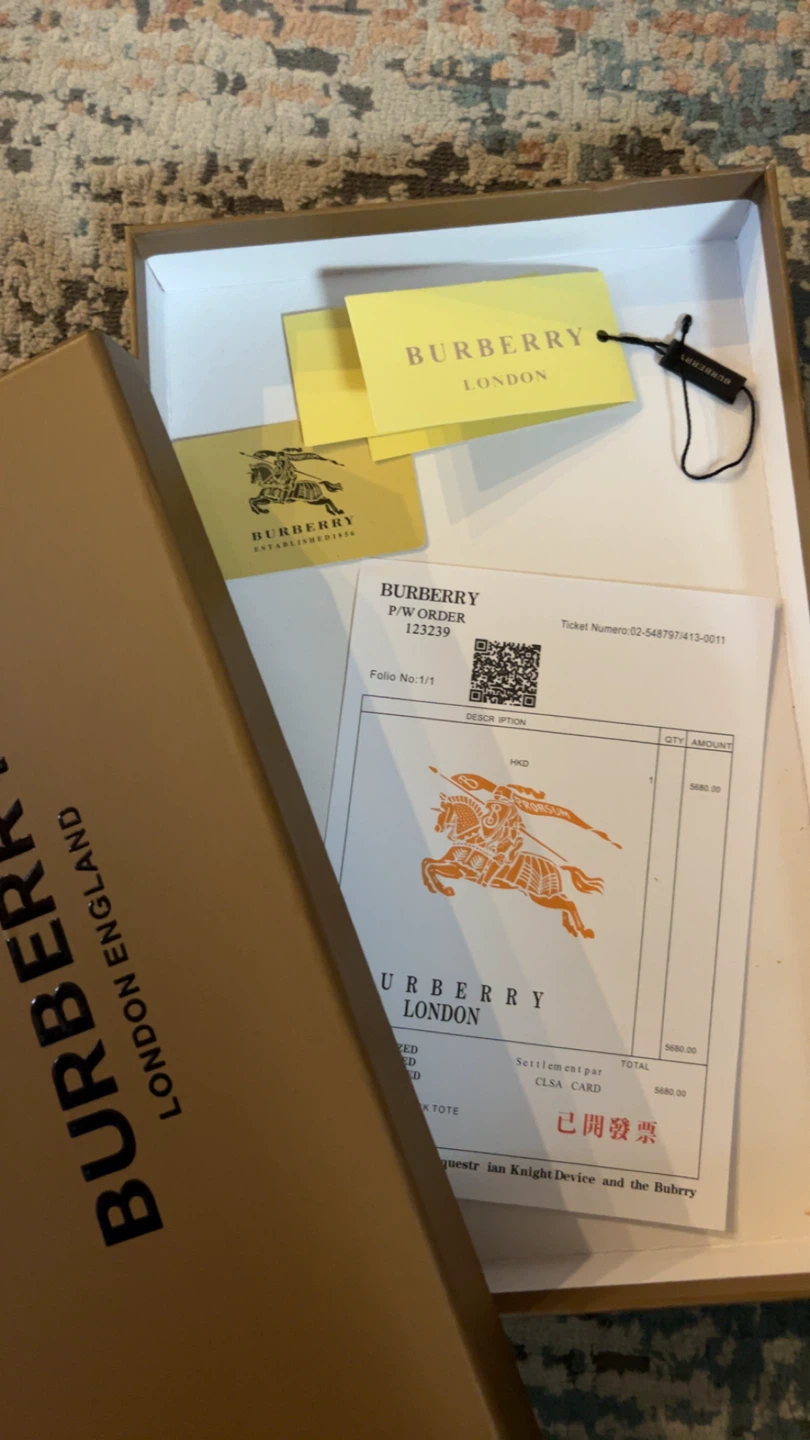 Burberry London England Scarf - photo 5