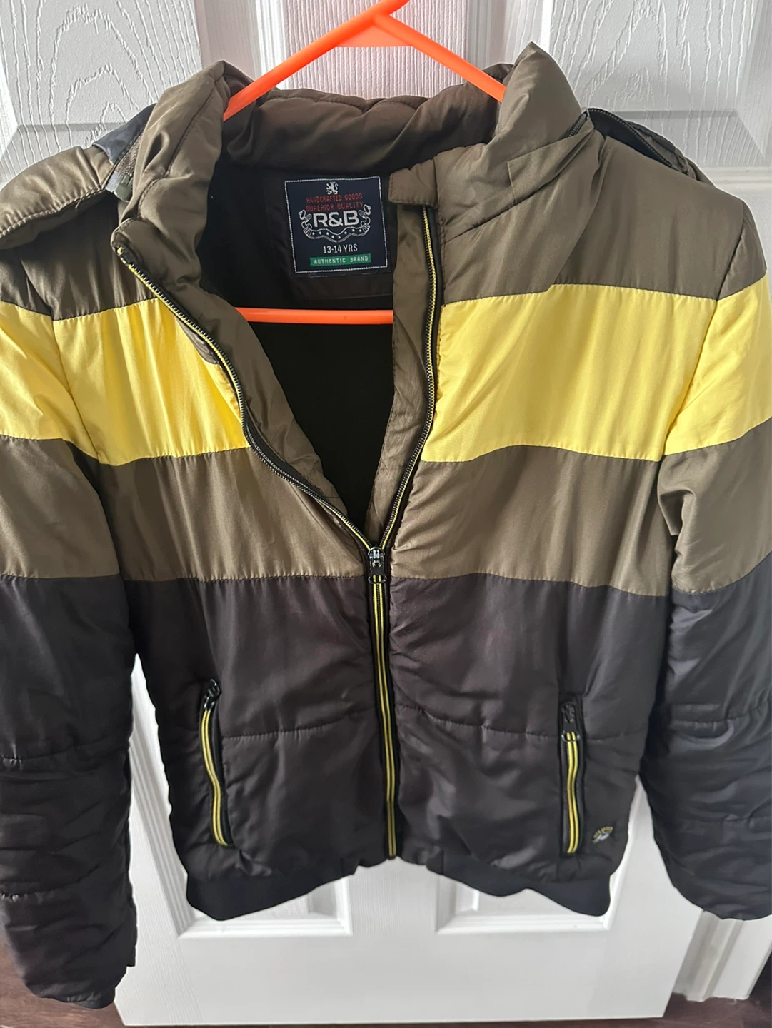 Boys Puffer Jacket - Size 12-14 yrs - photo 2