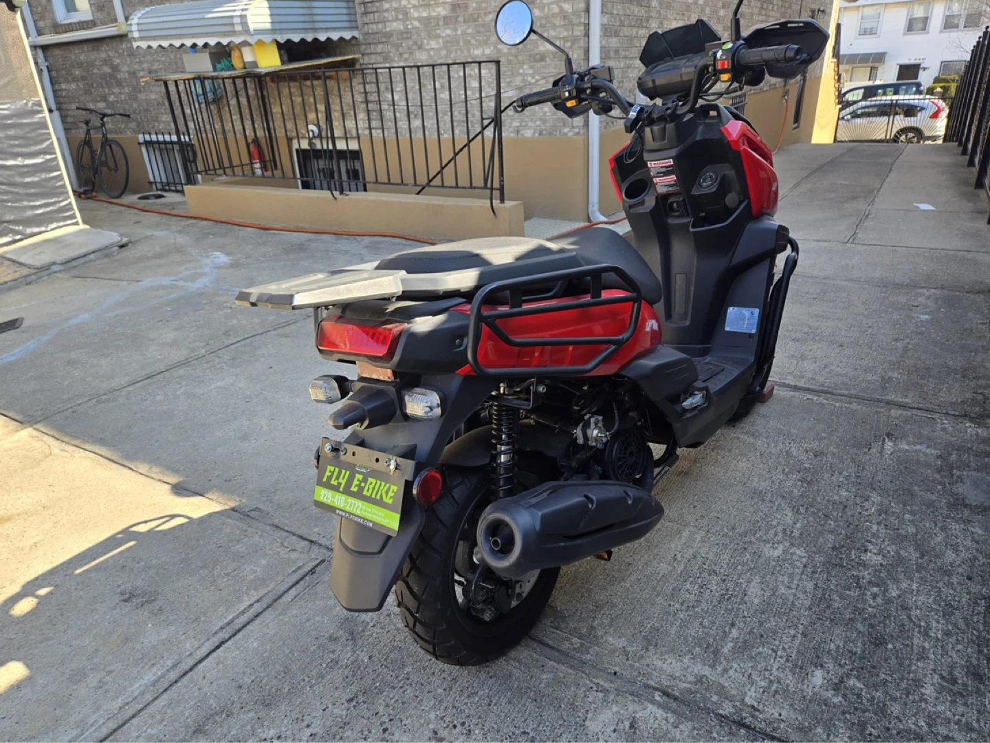 Red TANK 150 Scooter - photo 3