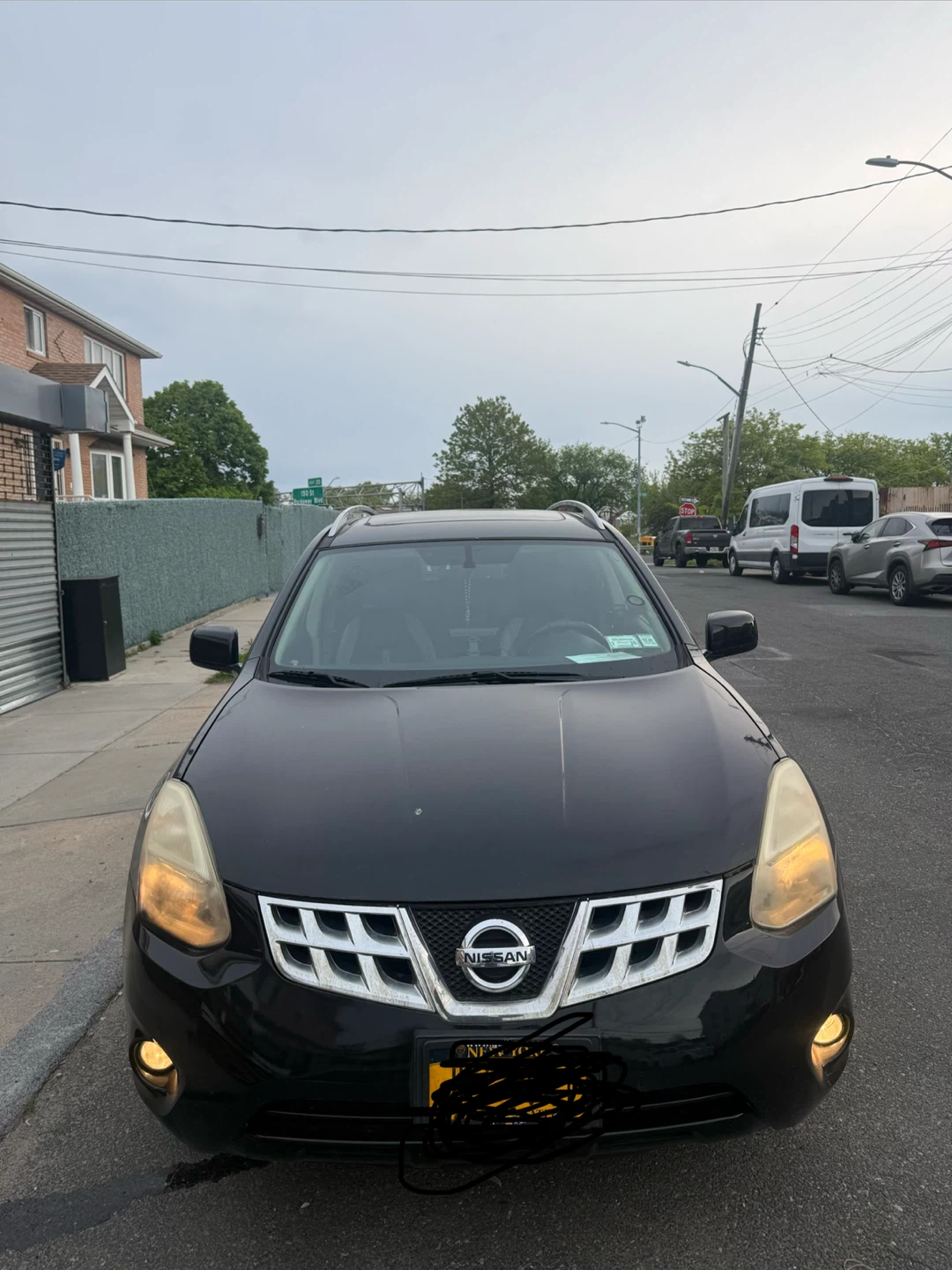 Black Nissan Rogue 2011 SL AWD