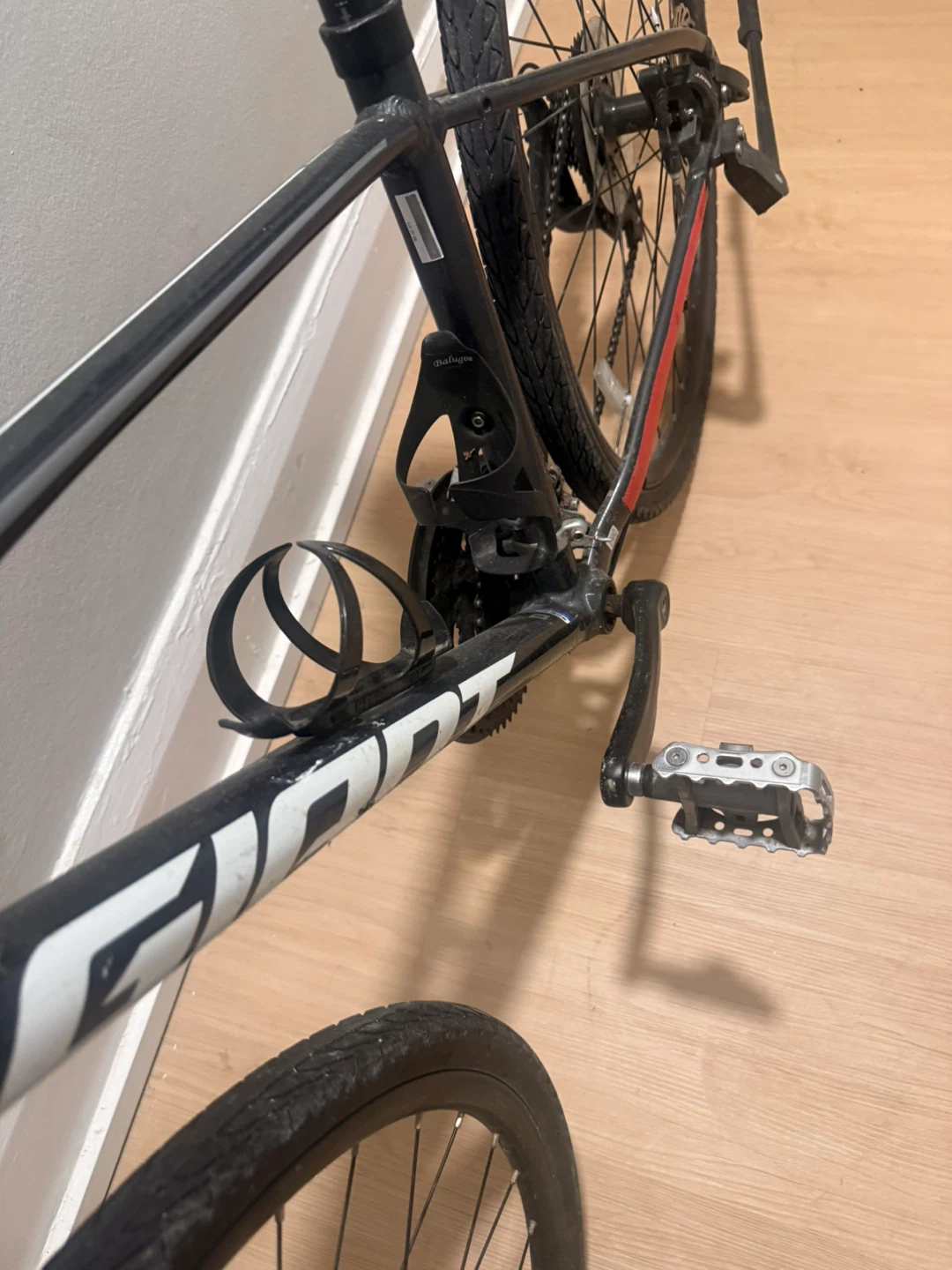 Giant Escape Hybrid Bike - photo 5