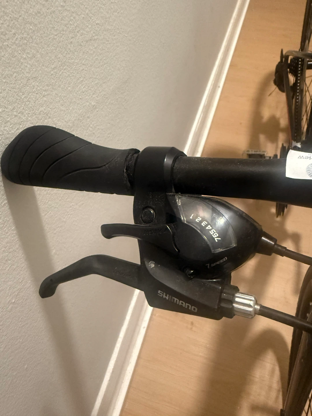 Giant Escape Hybrid Bike - photo 4