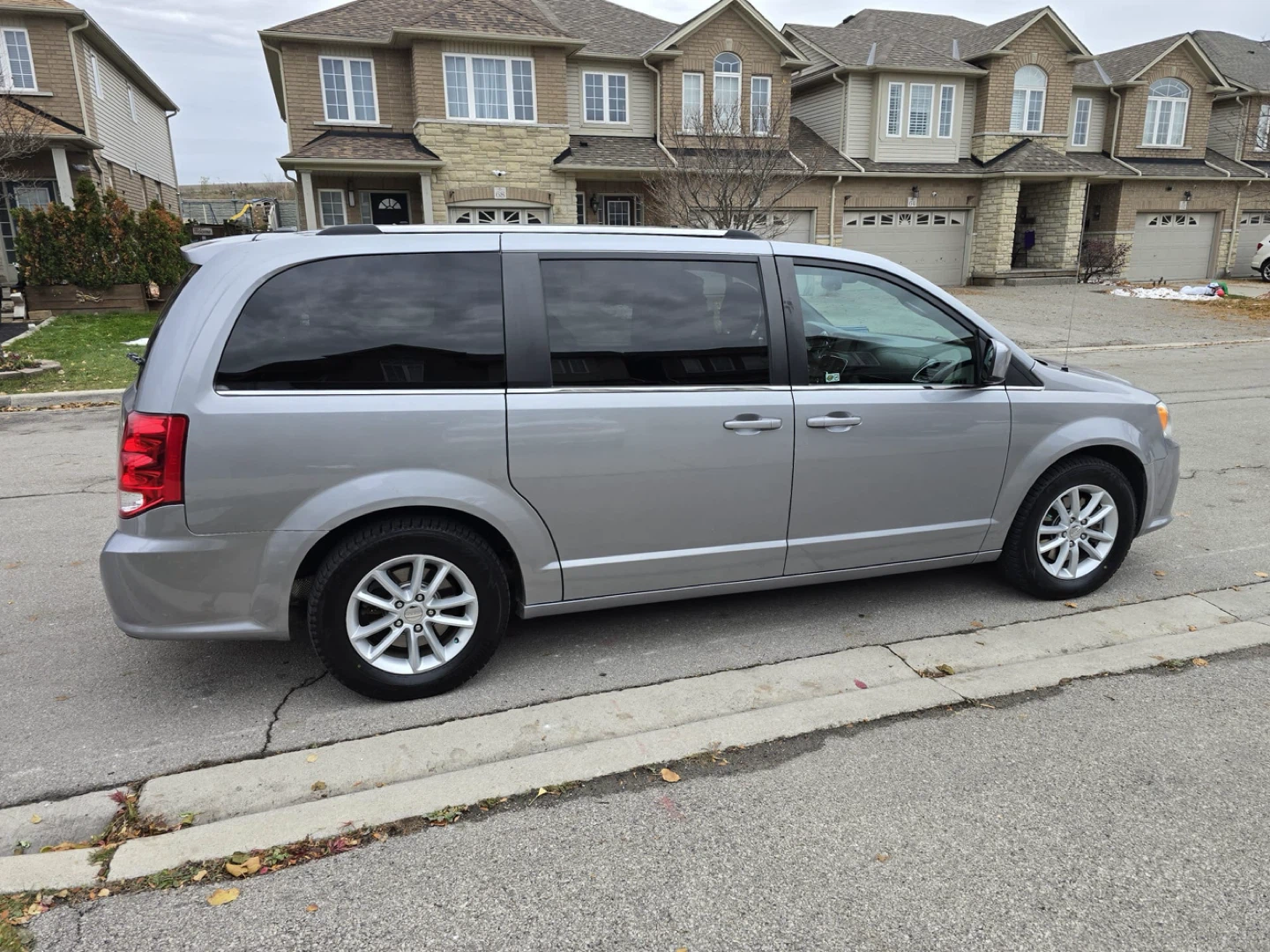 2019 Dodge Grand Caravan Minivan - photo 5