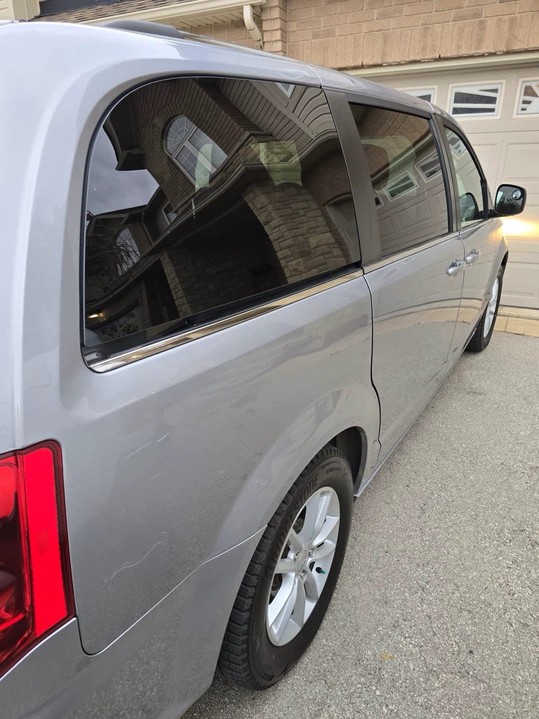 2019 Dodge Grand Caravan Minivan - photo 4
