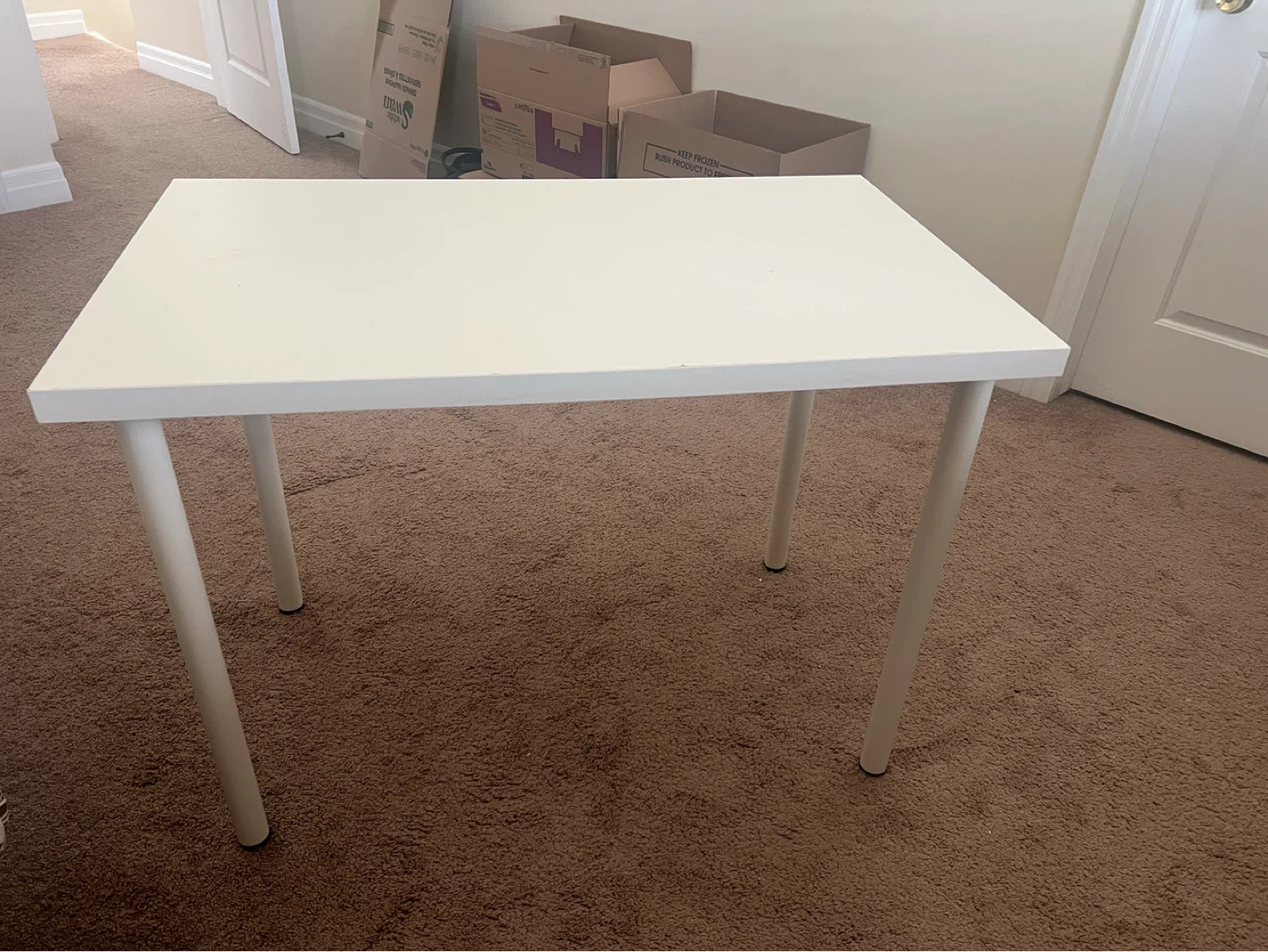 White IKEA Kallax Shelf Unit with 2 Drawers and table - photo 4