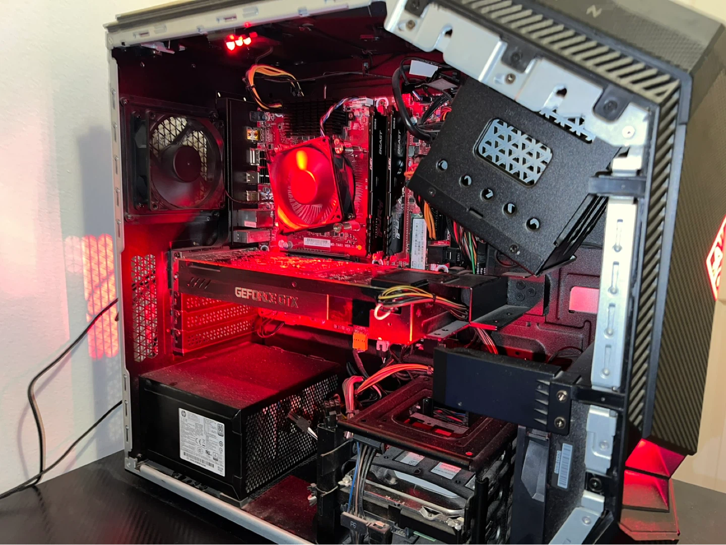 HP OMEN Gaming Desktop Computer - photo 3