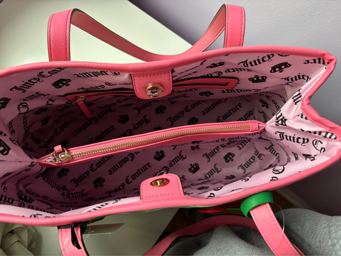 Brand New Juicy Couture Tote Bag Pink Green Cherry Charm - photo 5