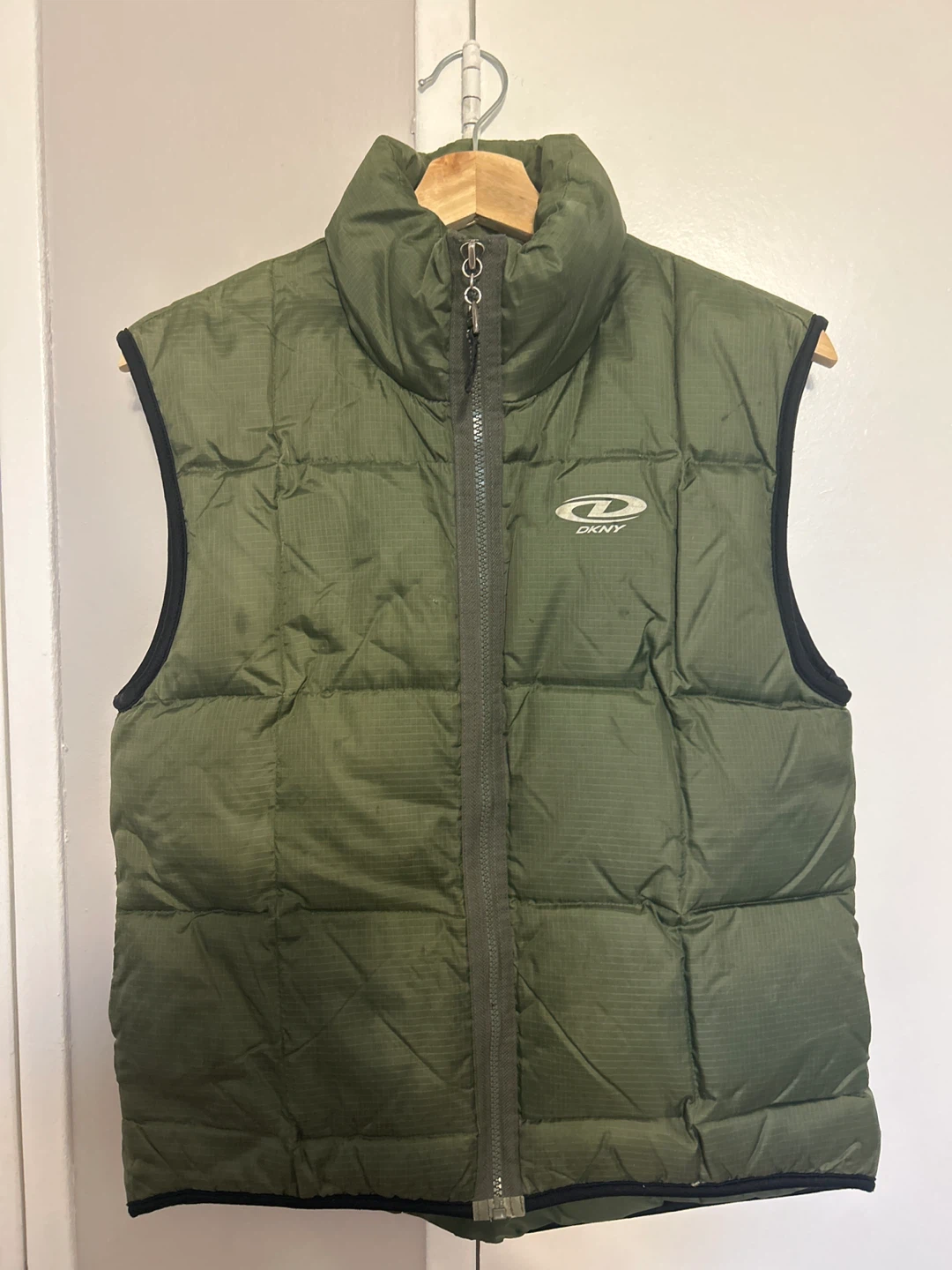 DKNY Puffer Vest - Olive Green