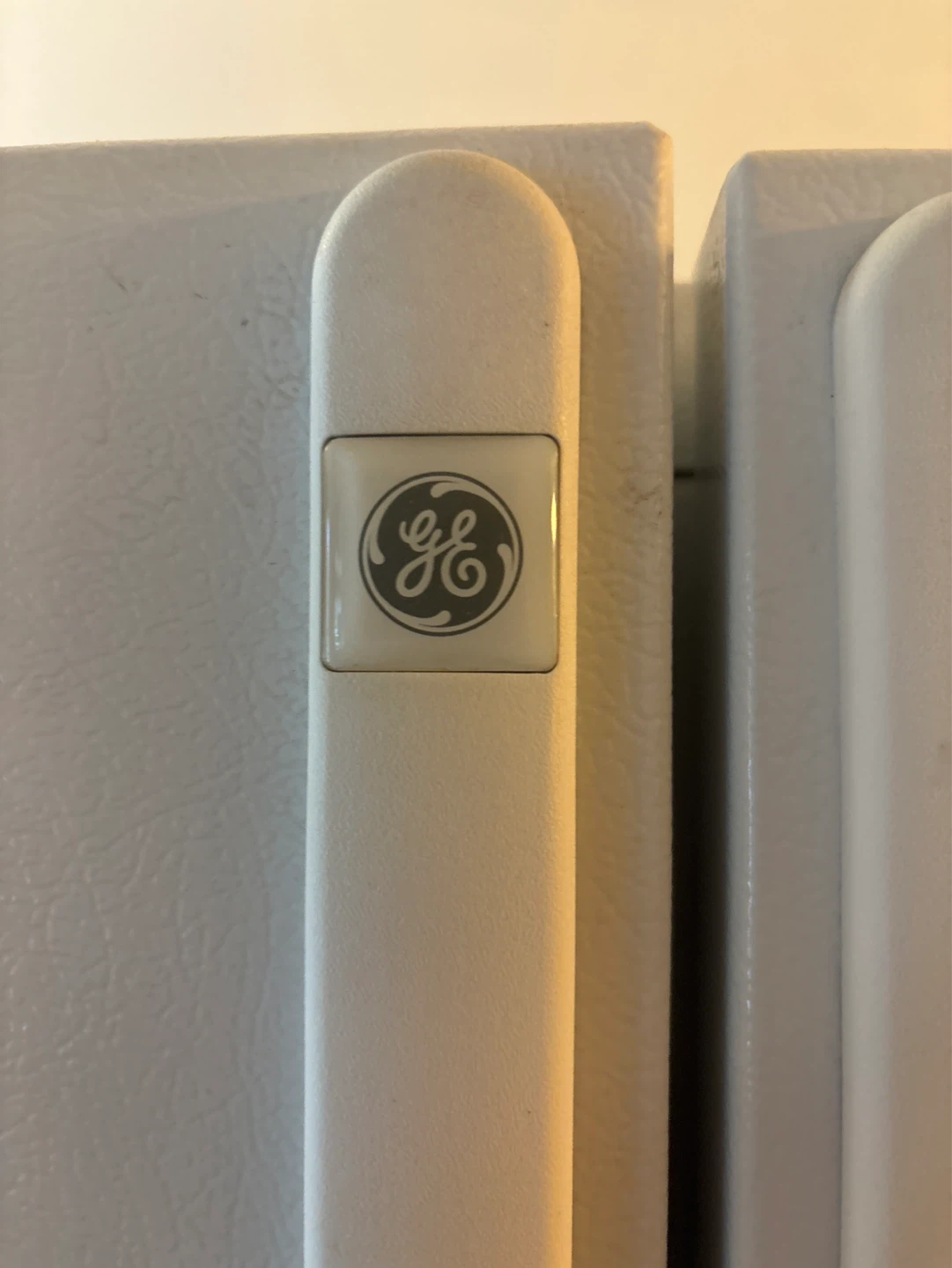 GE Refrigerator - photo 2