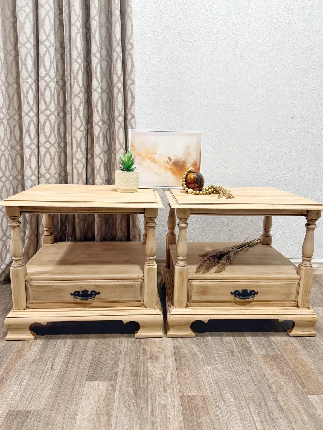 Beautiful Farmhouse-Style Side Table Set - photo 2