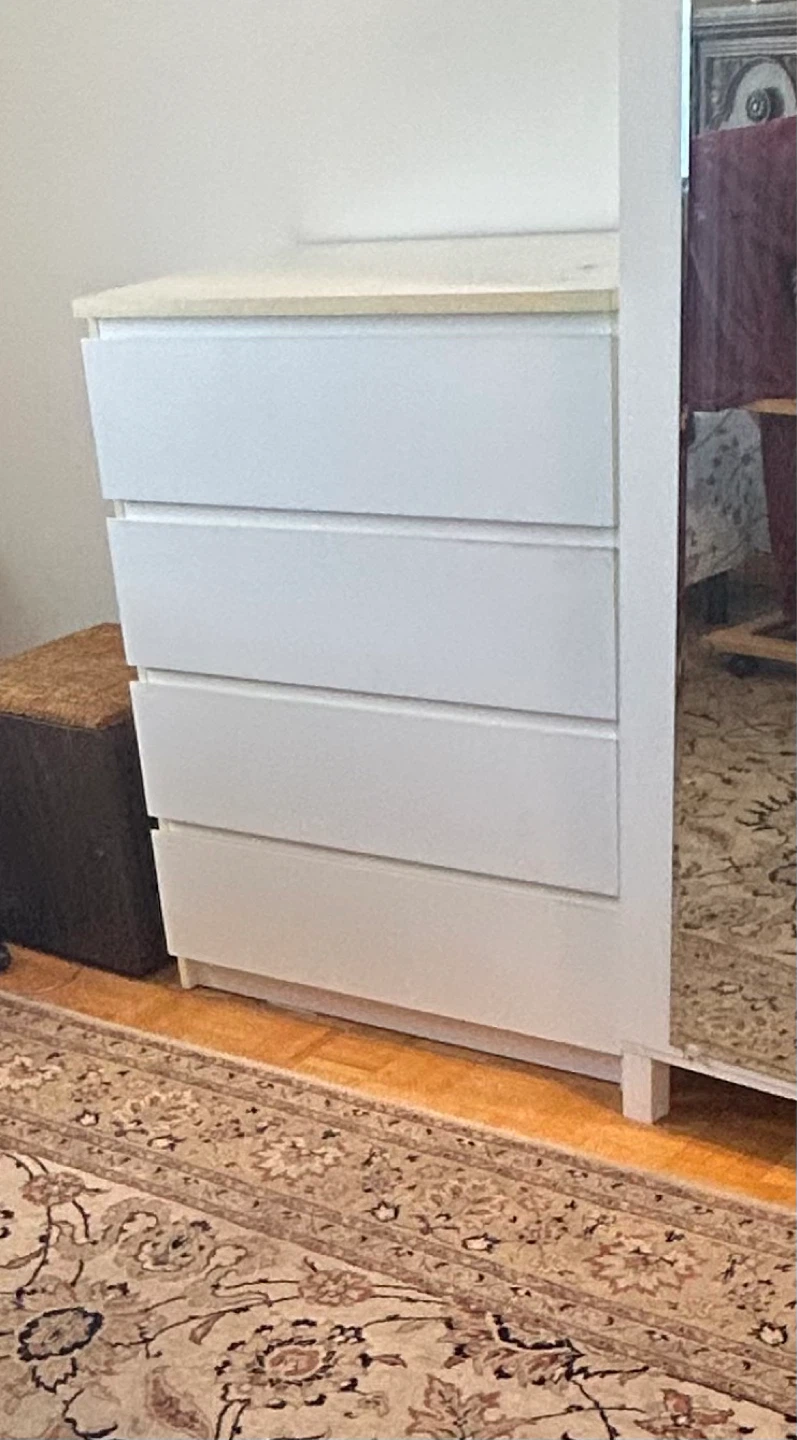 White 4-Drawer Dresser