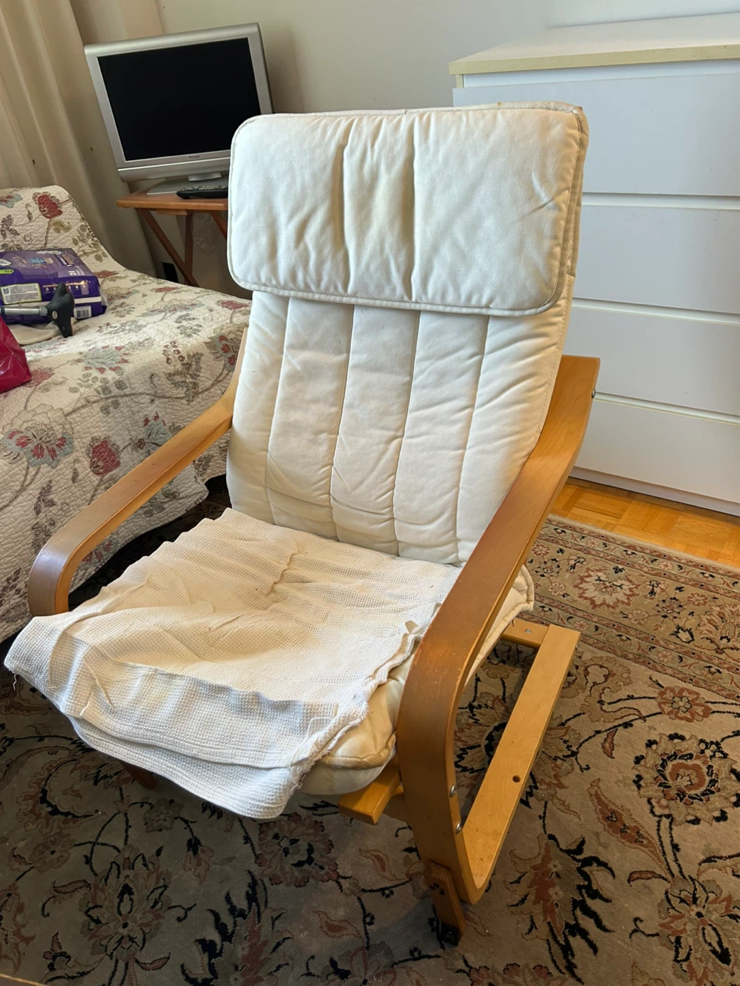 Cream Upholstered Accent Chair - photo 2