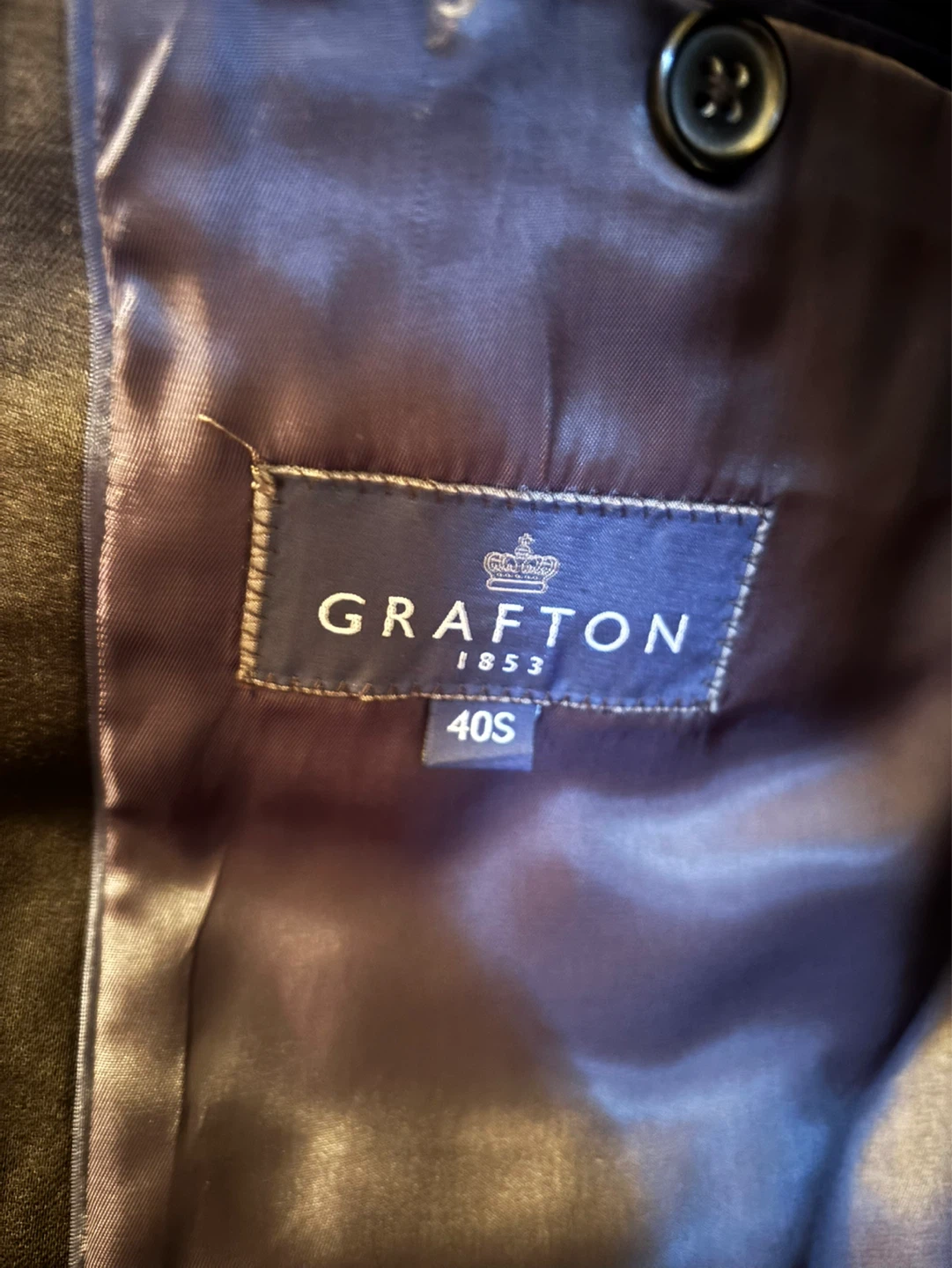 Grafton Suit Jacket, Dress Shirt, and Tie Set - 40S - photo 3