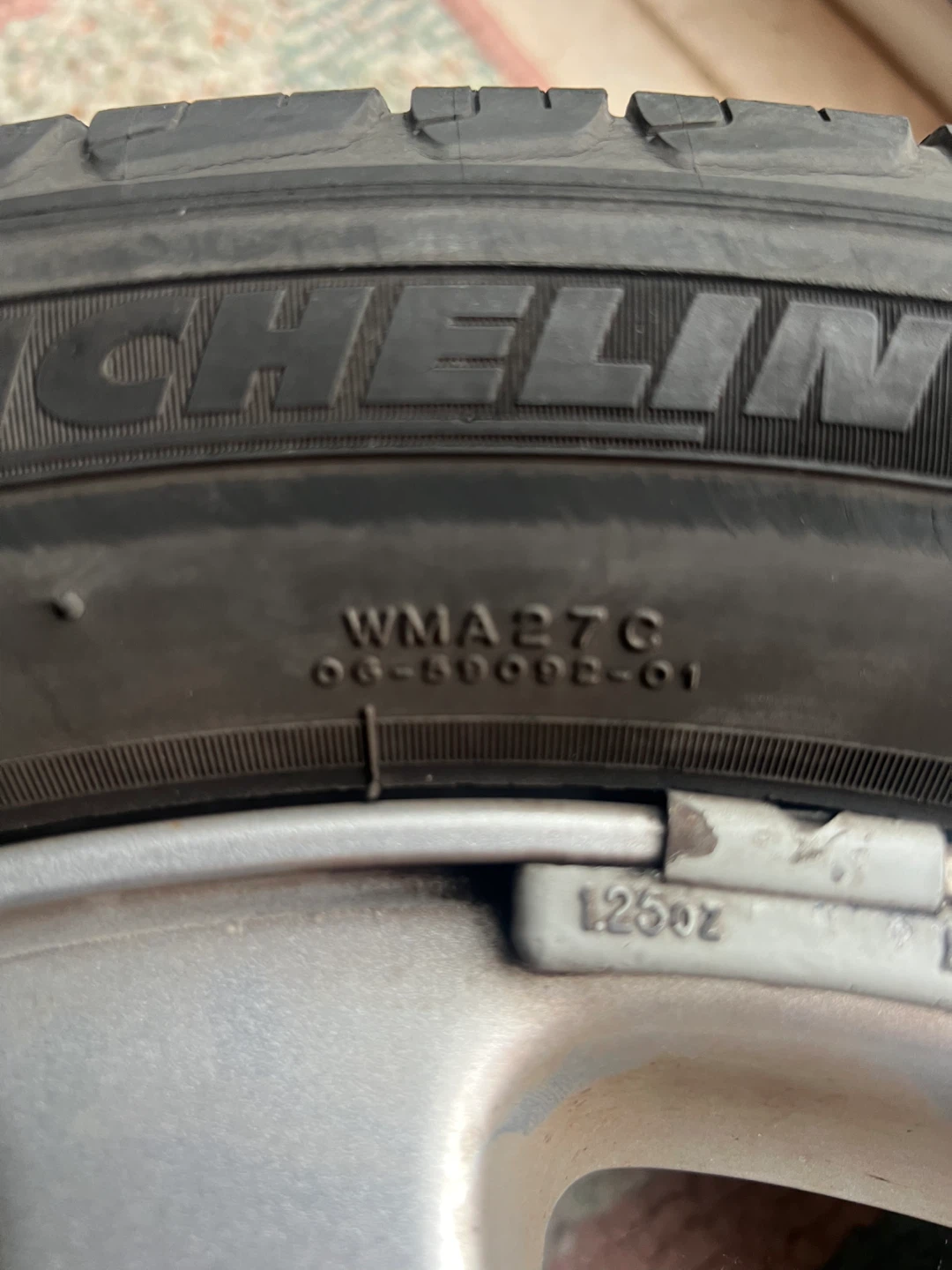 Michelin Tires defender all season on original Gm rim - photo 3