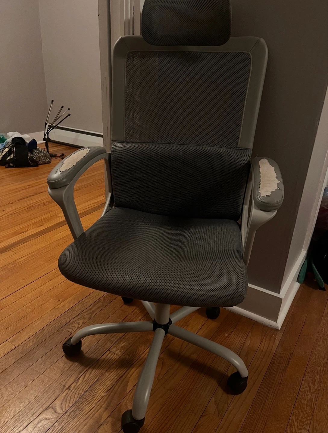 Ergonomic Office Chair with Headrest - photo 2