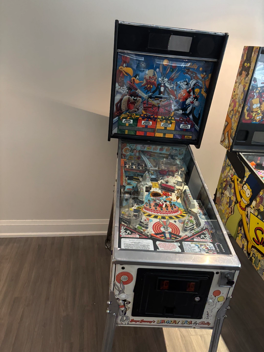 Simpsons and Bugs bunny Pinballs by Bally Pinball Machine - photo 4