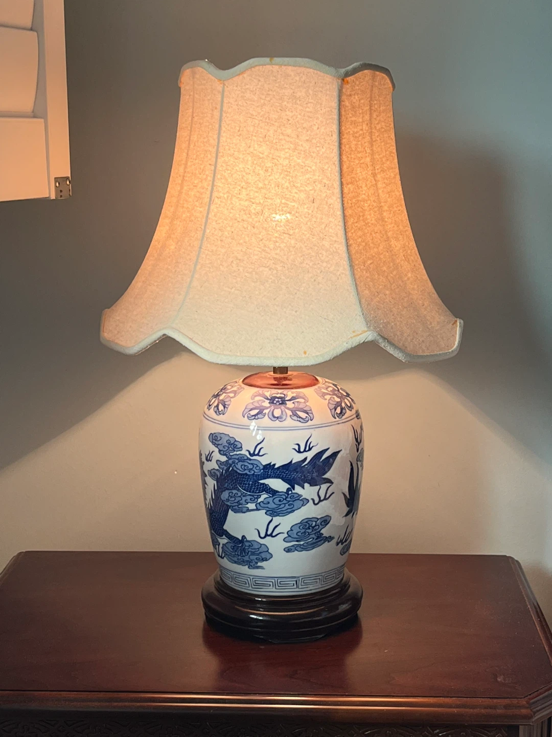 Blue and White Dragon Ginger Jar Table Lamp - photo 2