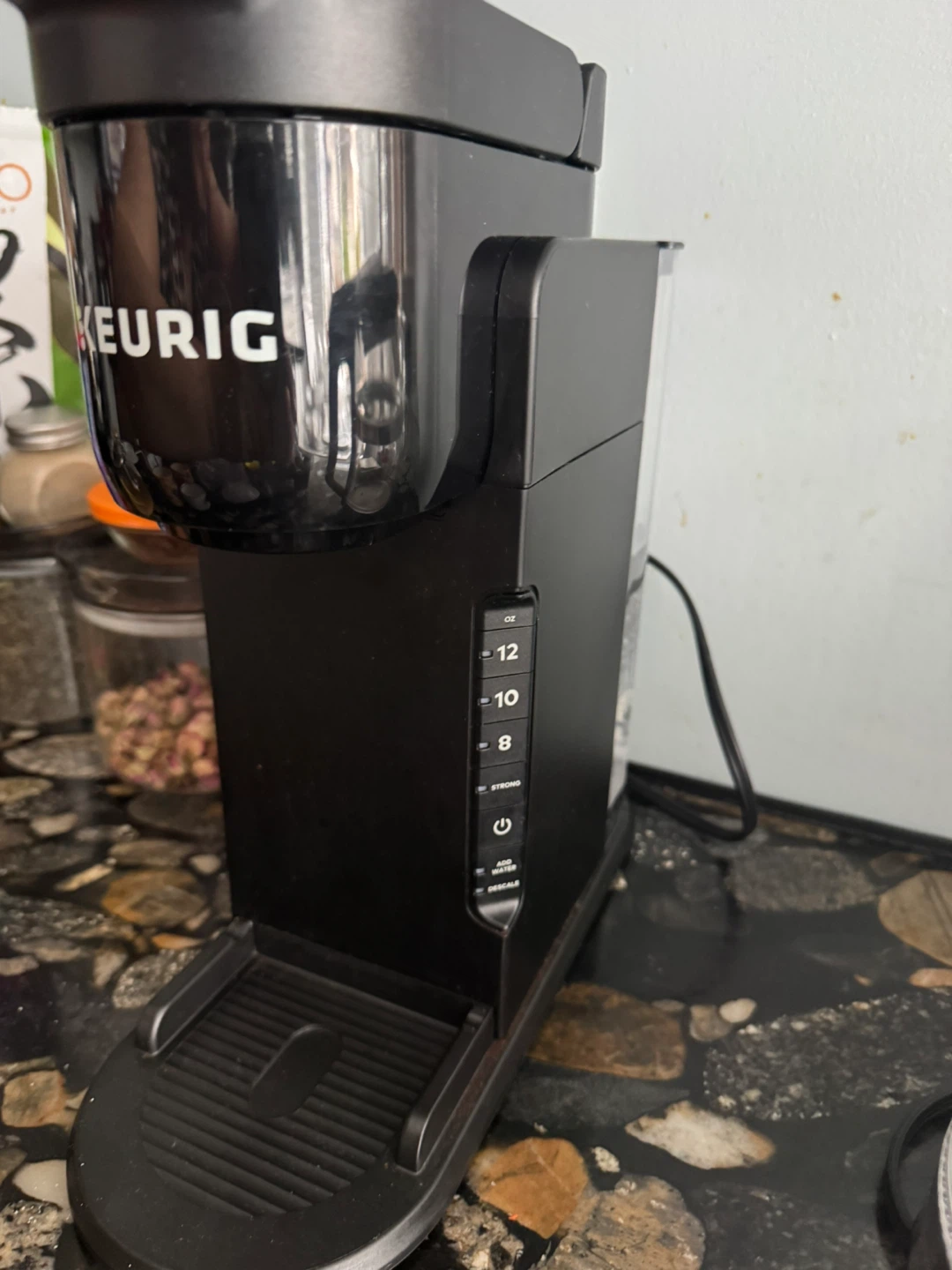 Black Keurig Single Serve Coffee Maker