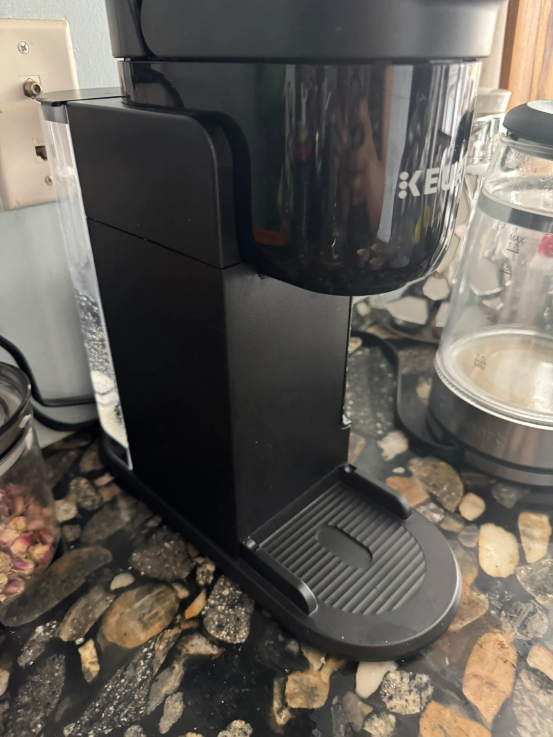 Black Keurig Single Serve Coffee Maker - photo 3