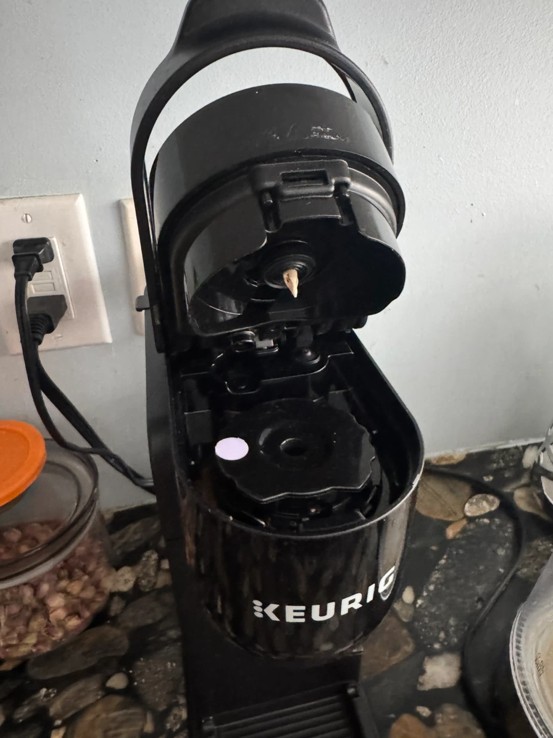 Black Keurig Single Serve Coffee Maker - photo 4