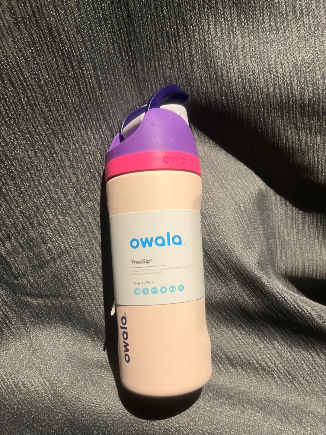 Owala FreeSip Water Bottle - 14 oz / 475 ml