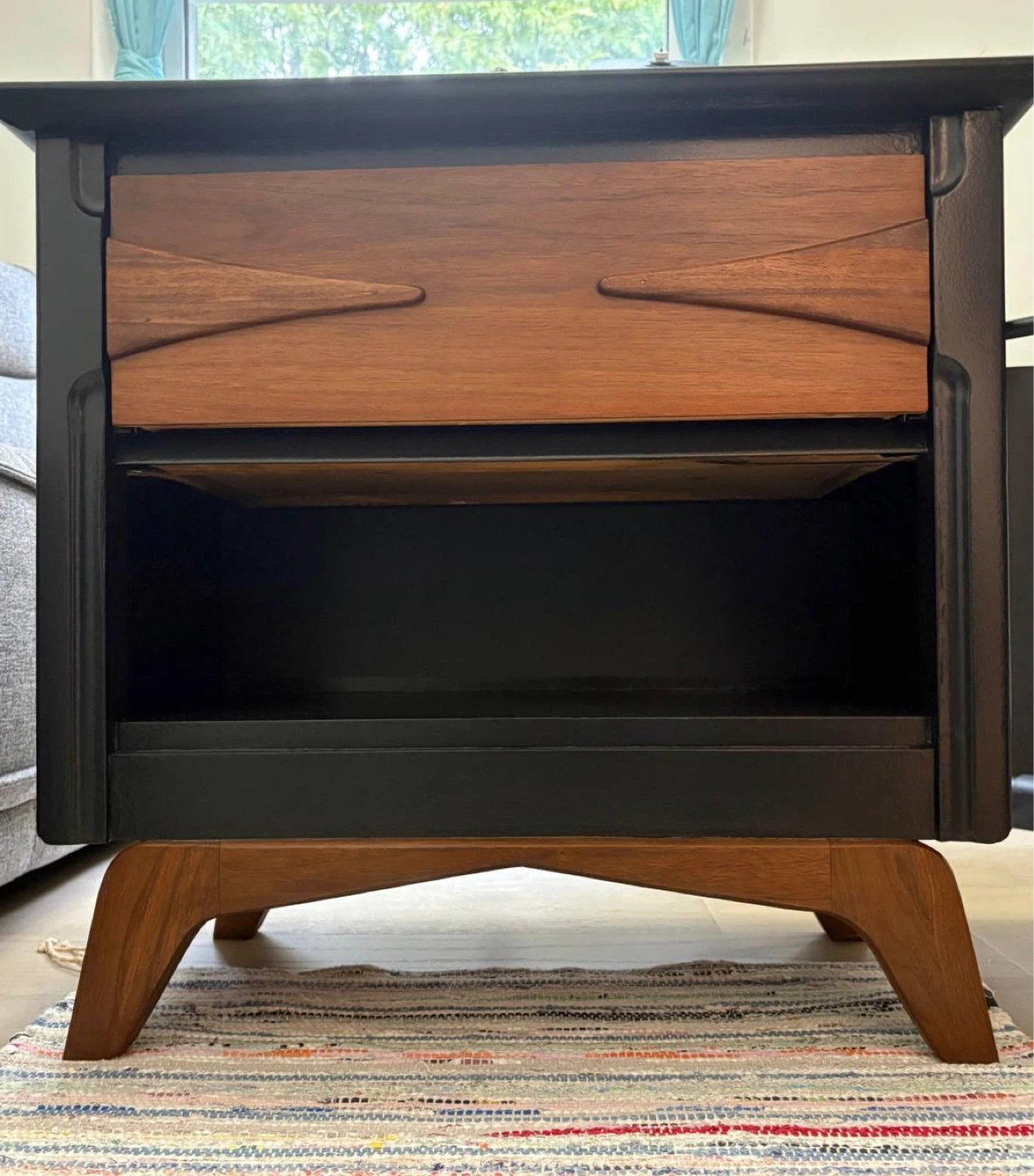 Mid-Century Modern Nightstand with Drawer