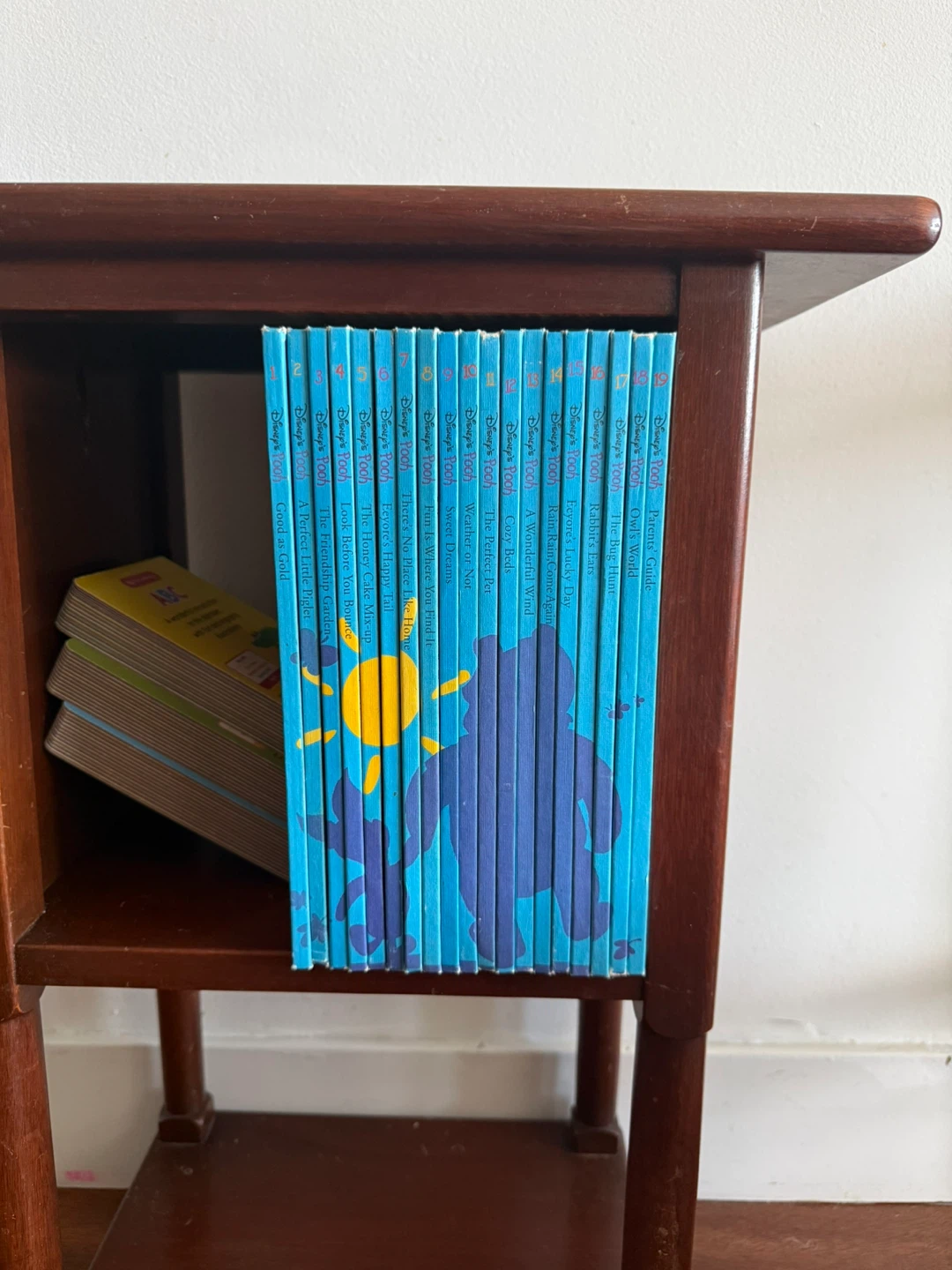 Winnie the Pooh A Grow and Learn Library Book Set
