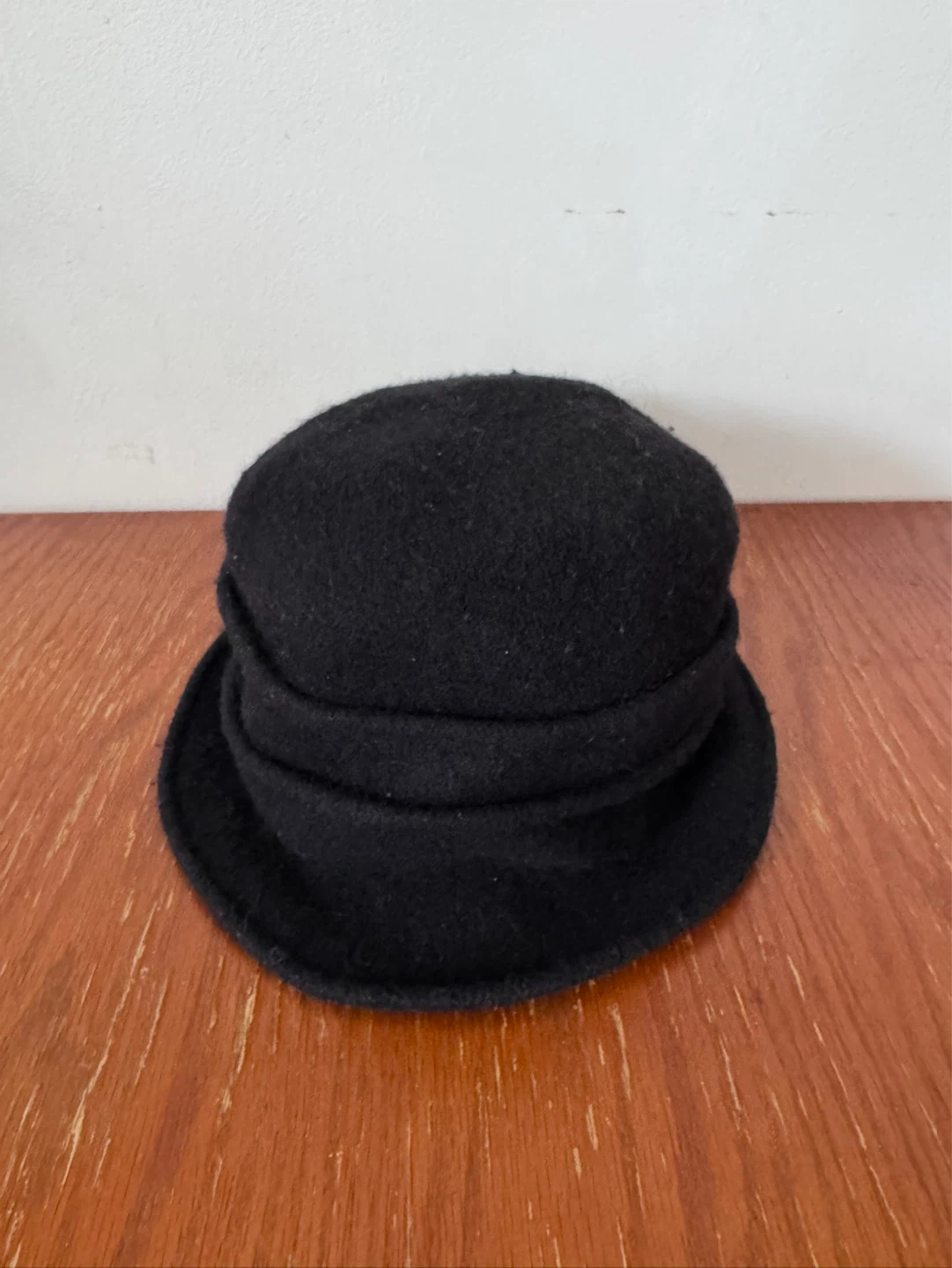 Black Flower Embellished Hat - photo 2