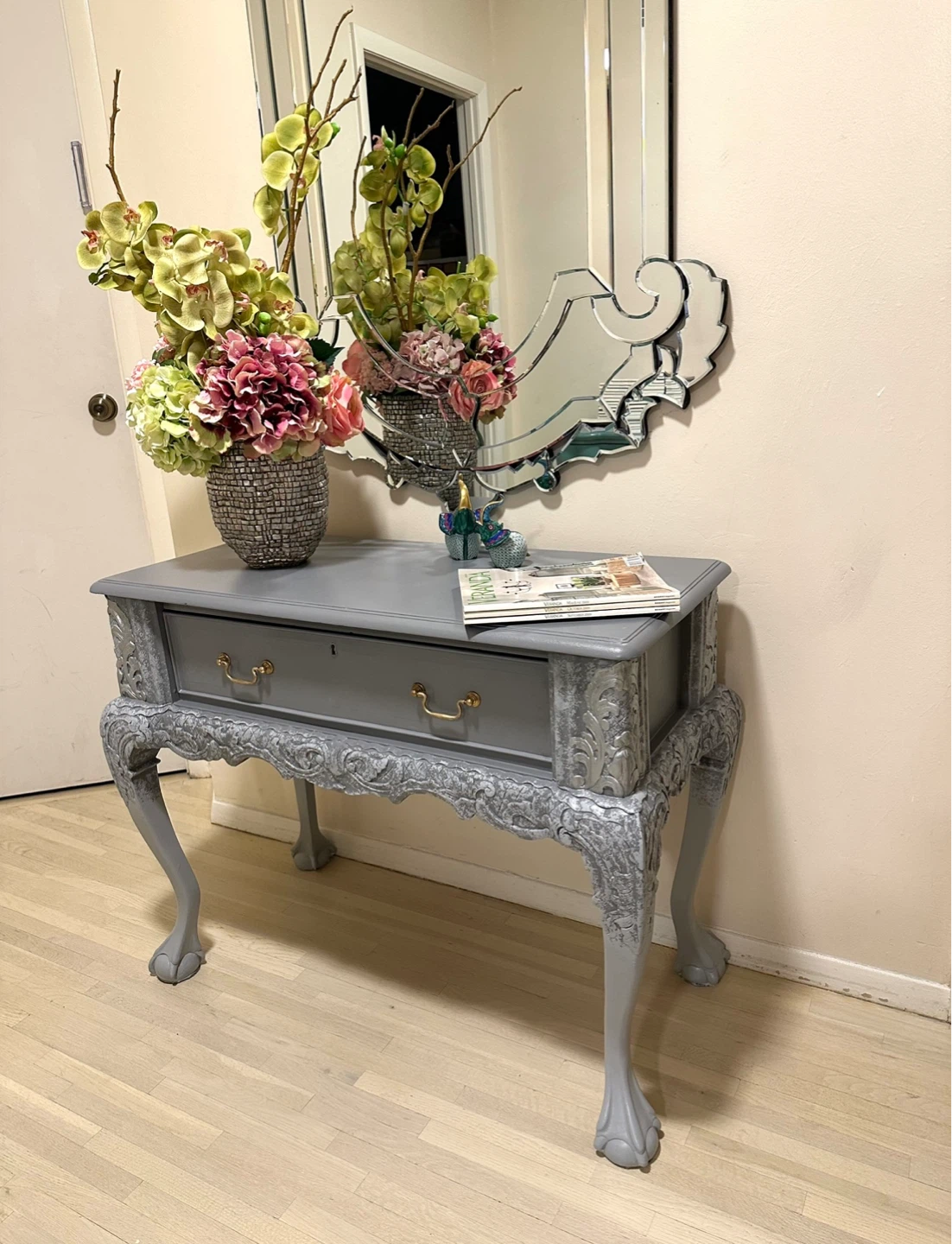 Gray Queen Anne renewed  dresser with Drawer
