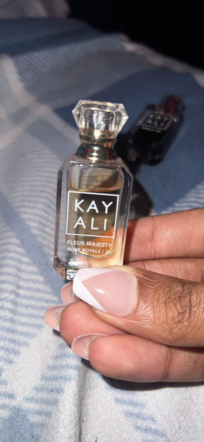 Kayali Vanilla | 28 & Fleur Majesty Rose Royale - photo 2