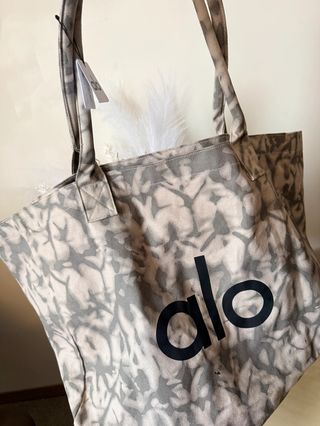 Alo Yoga Tote Bag
