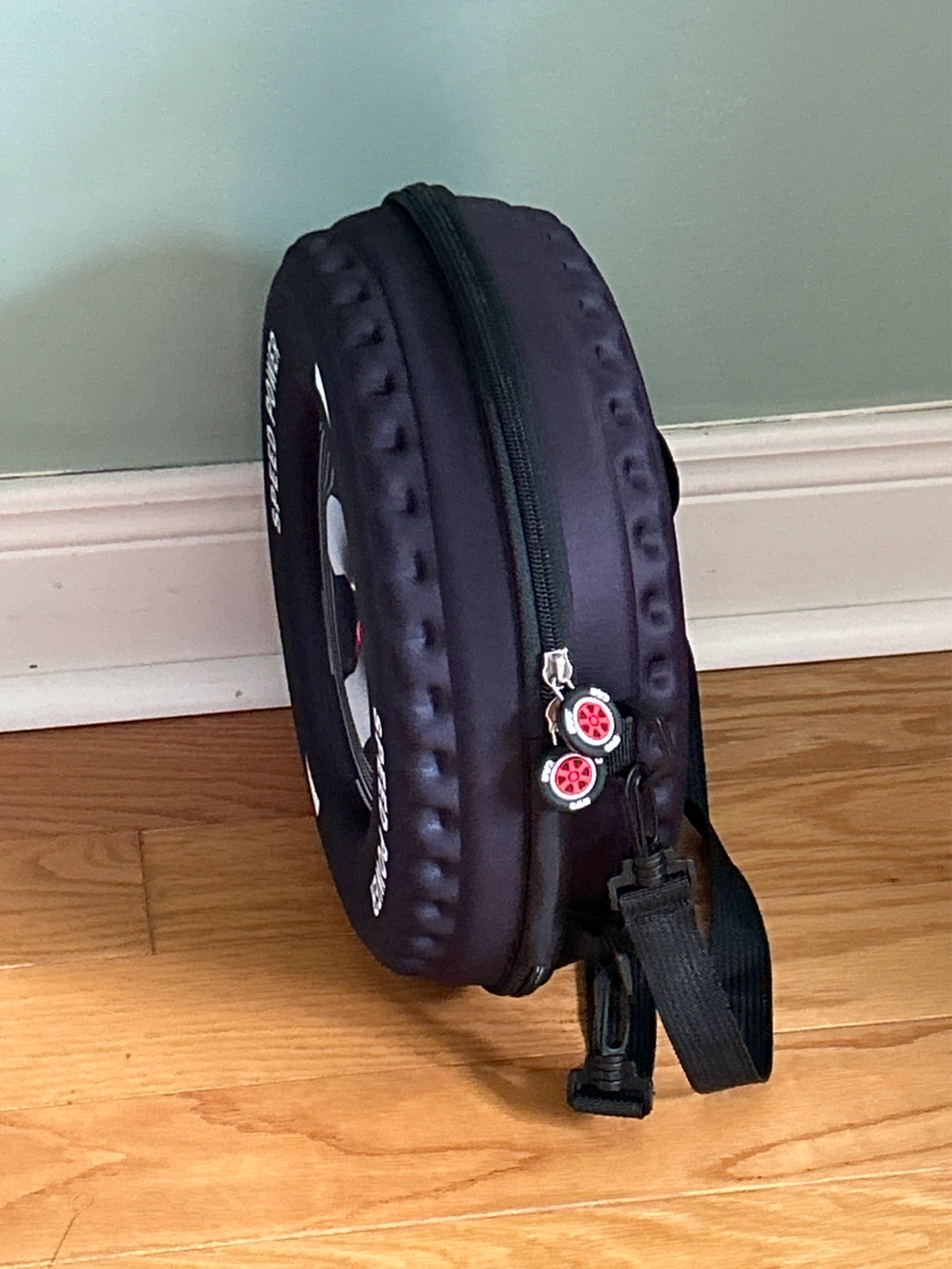 Convertible Tire Shoulder Bag / Backpack - photo 2