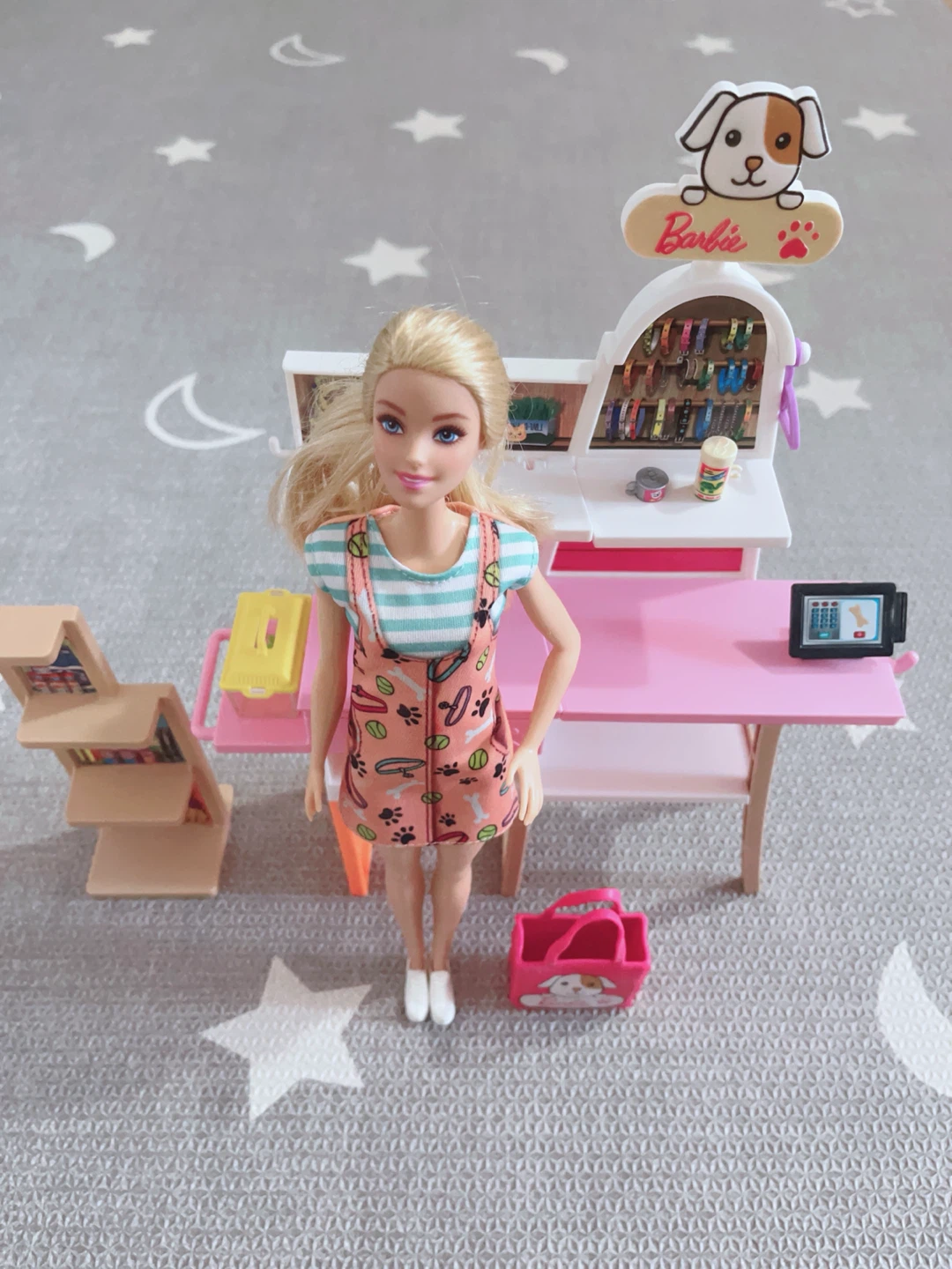 Barbie Doll and Pet Boutique Playset