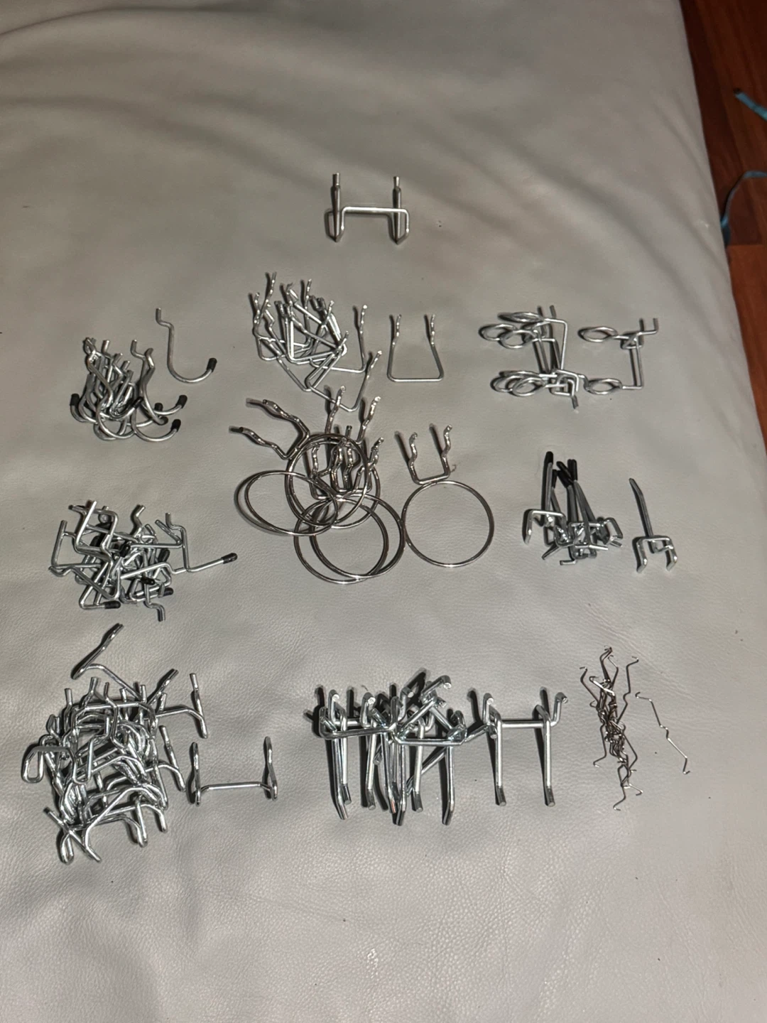 Pegboard Hooks and Accessories Assortment - photo 3