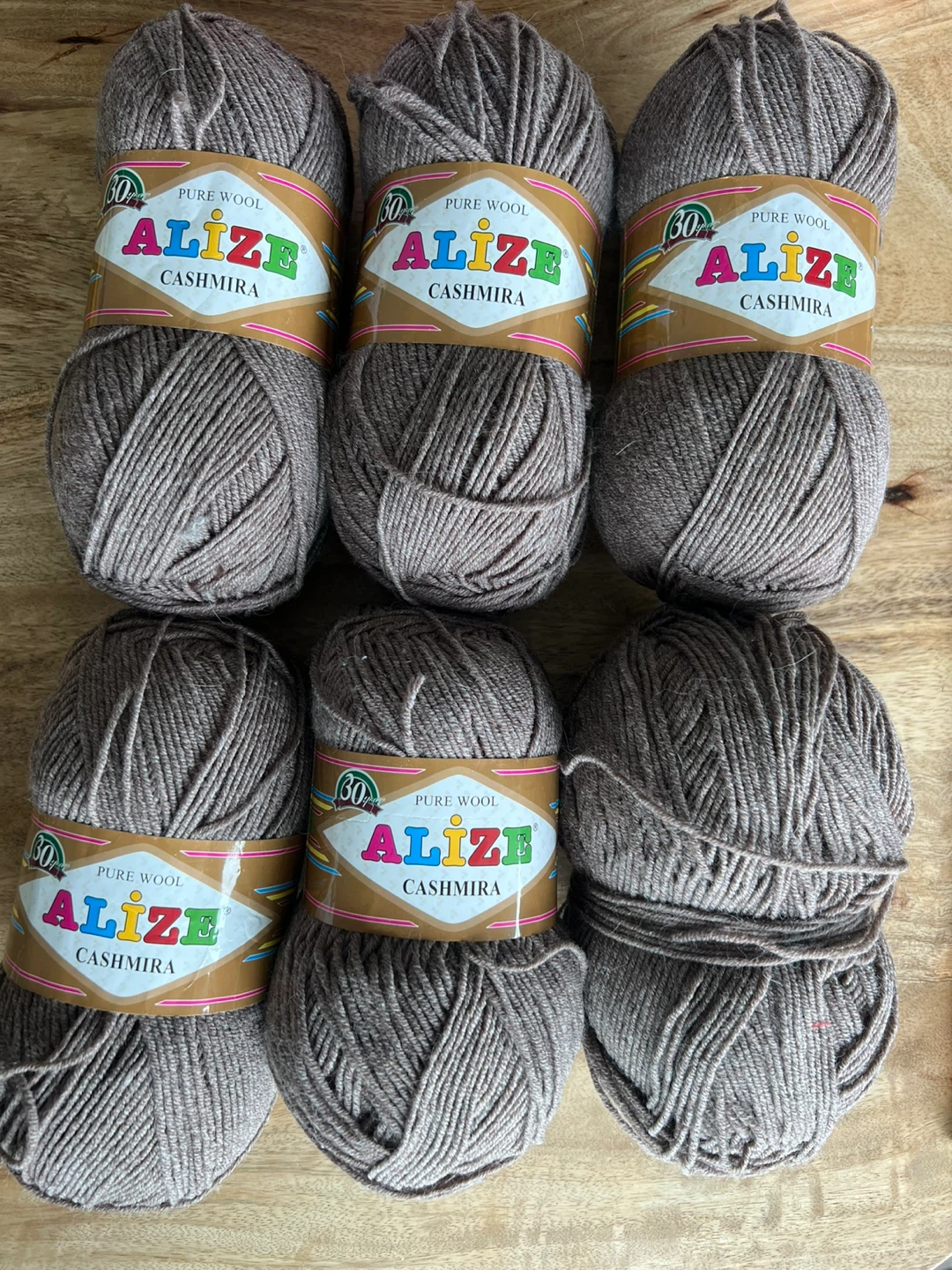 Alize Cashmira Pure Wool Yarn (6 balls) - Taupe