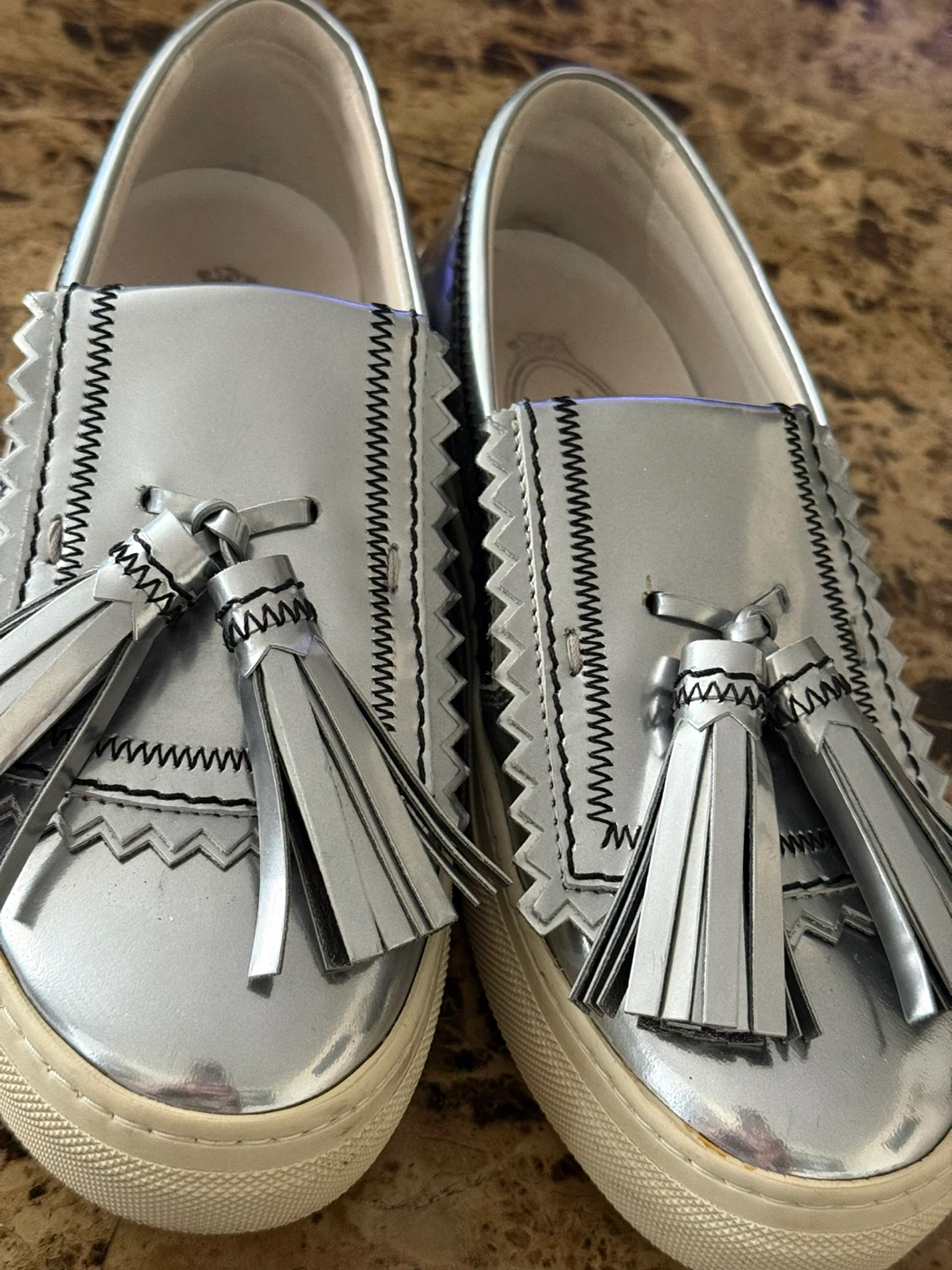 TOD'S Silver Leather sneakers kids size 34