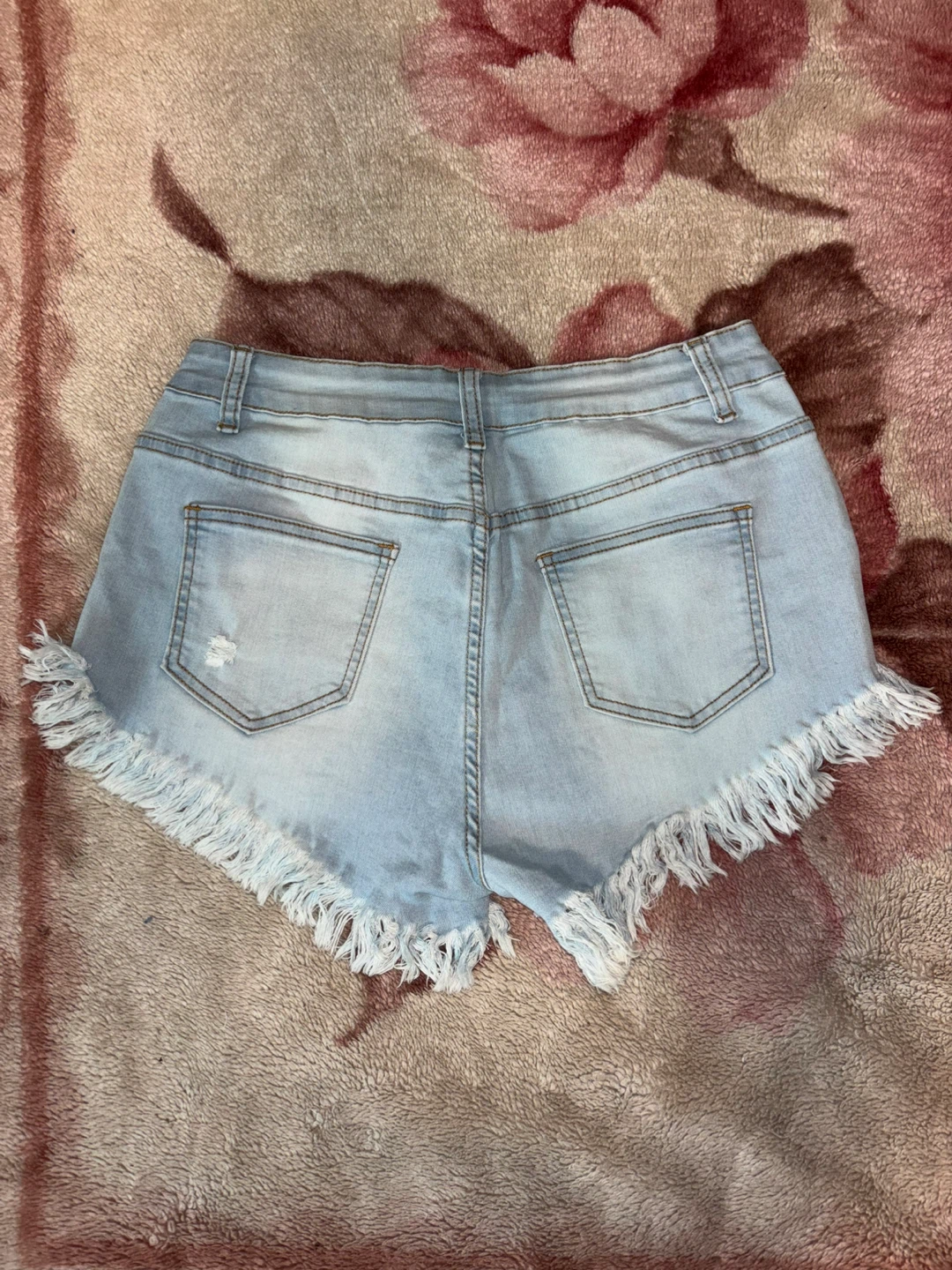 SHEIN SXY Light Wash Frayed Denim Shorts Size L - photo 2