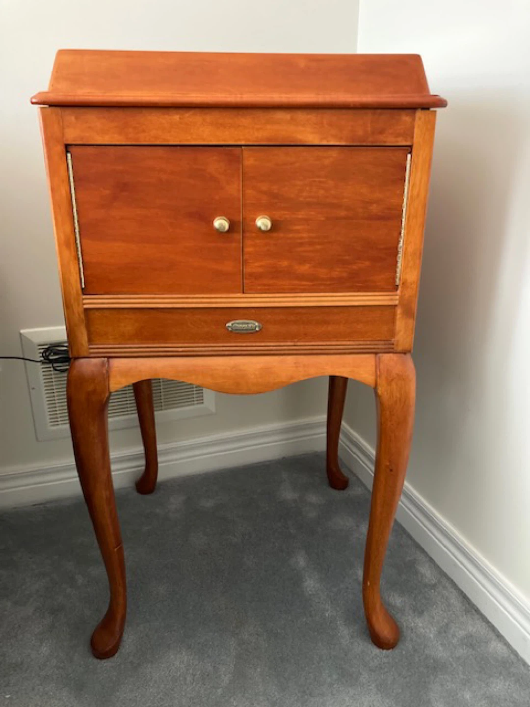 Crosley Wooden Record Player with CD Player and Radio
