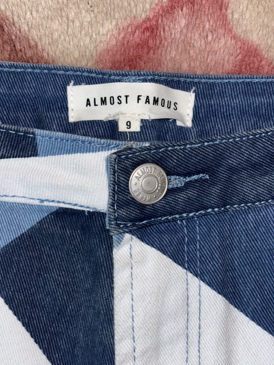 Almost Famous Patchwork Denim Shorts Size 9 - photo 3