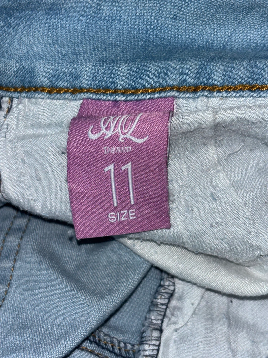 AQ Denim Women's Size 11 Blue Denim Shorts - photo 3