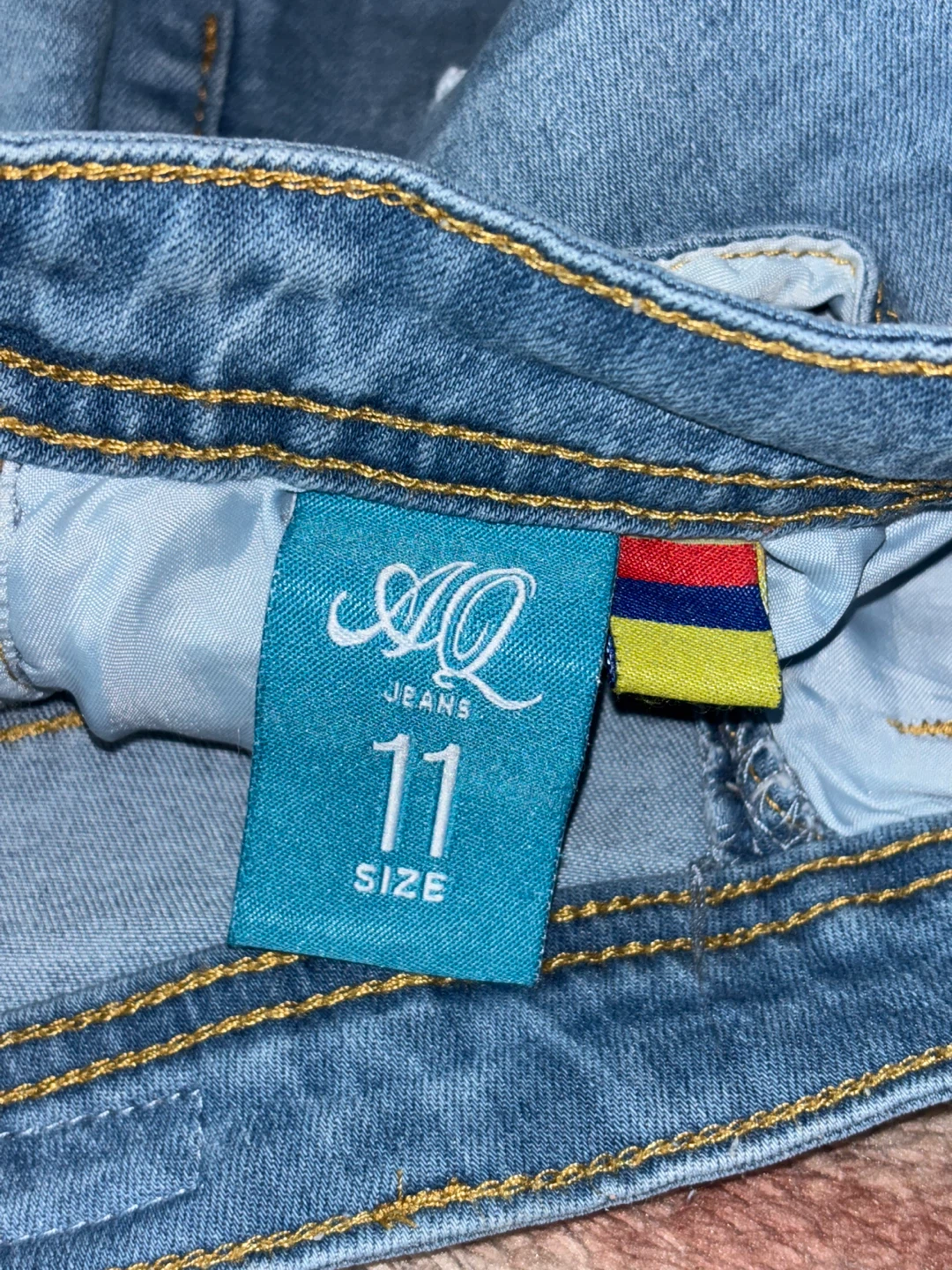 AQ Jeans Women's Denim Shorts Size 11 - photo 3