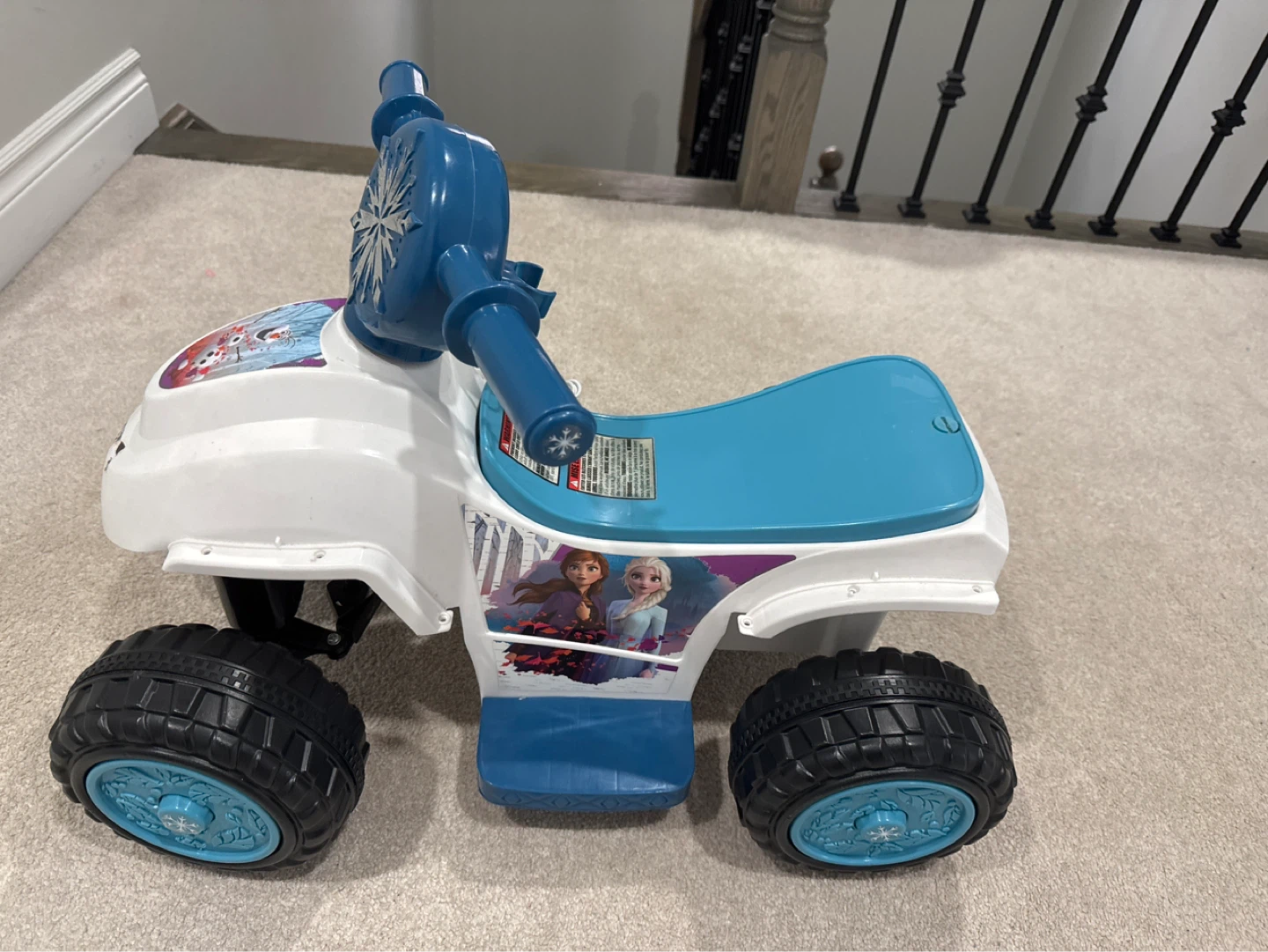 Kids Ride-On Toy - Frozen Themed - photo 2