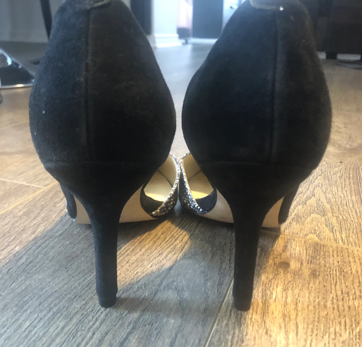Black and white heel - photo 2