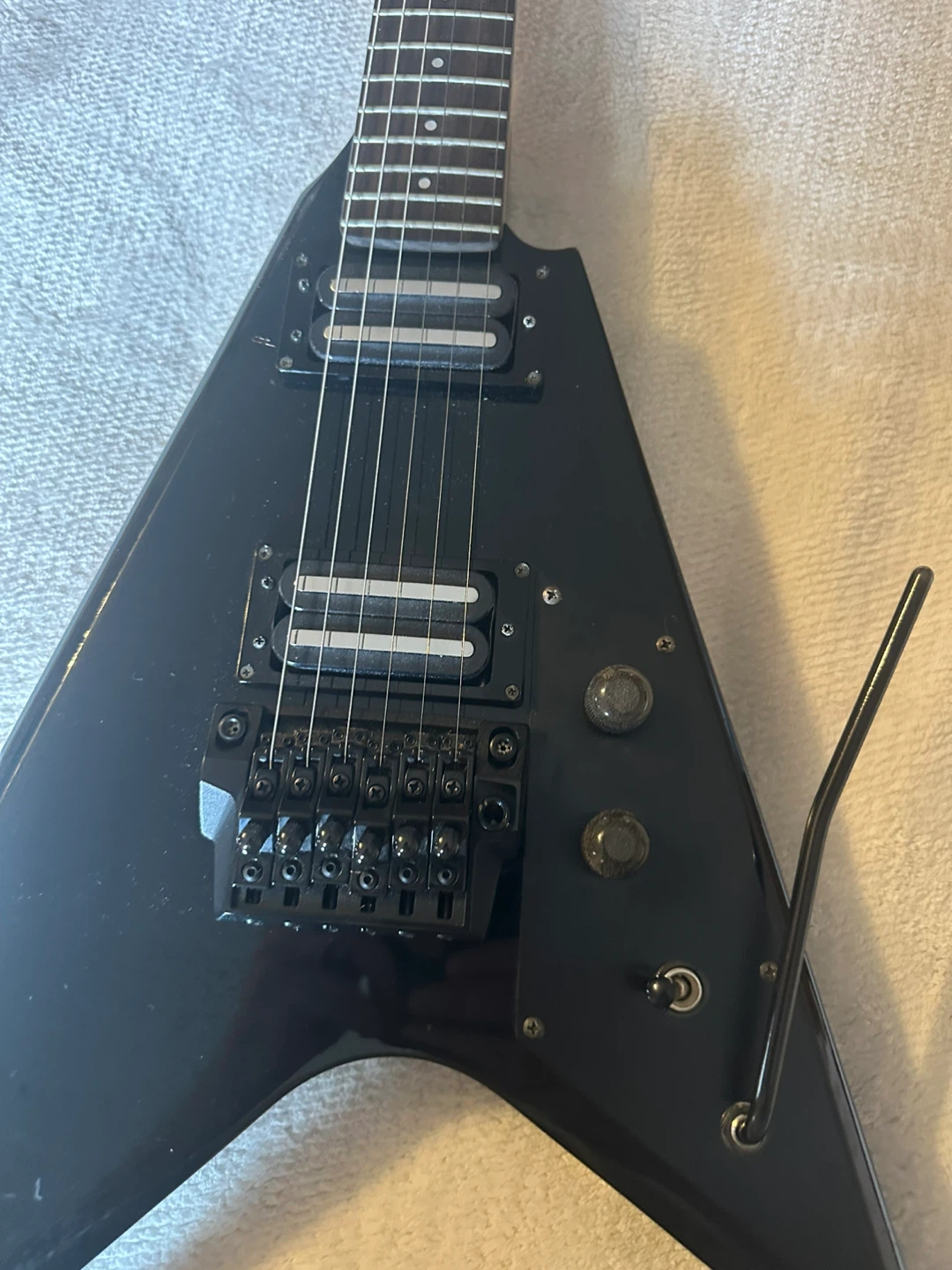 Ibanez Flying V Electric Guitar - photo 4