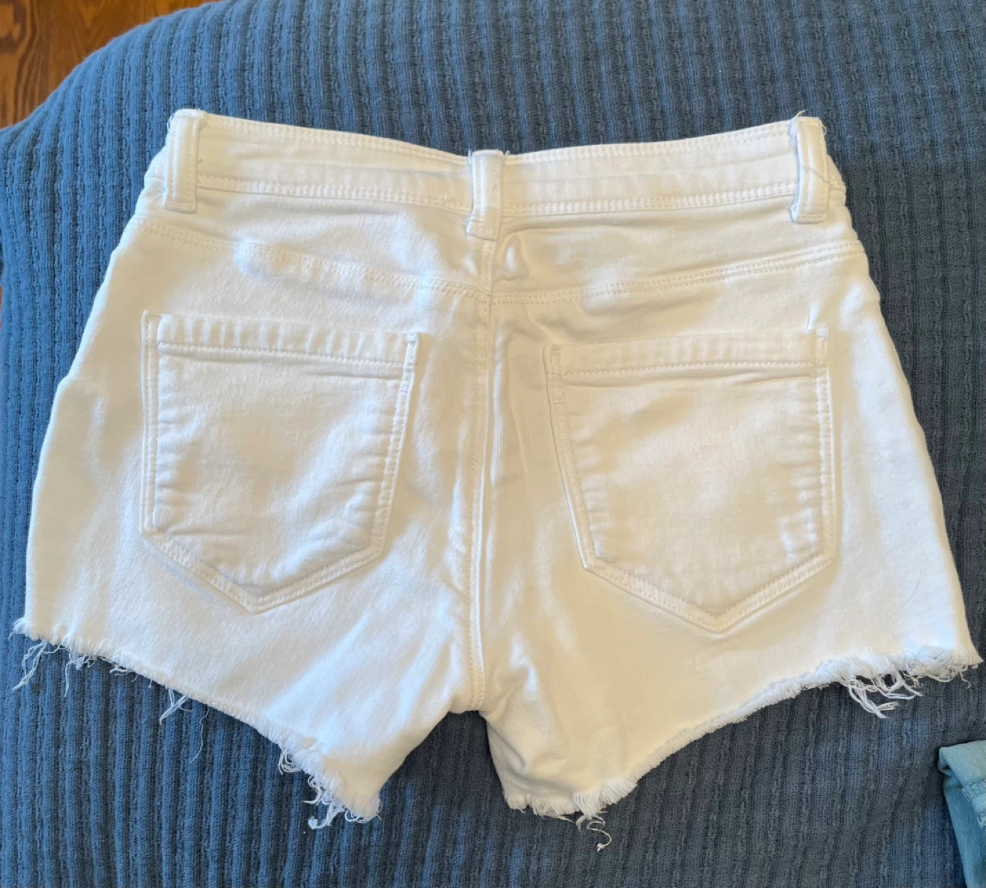 Jacqueline de Yong White Denim Shorts - photo 3